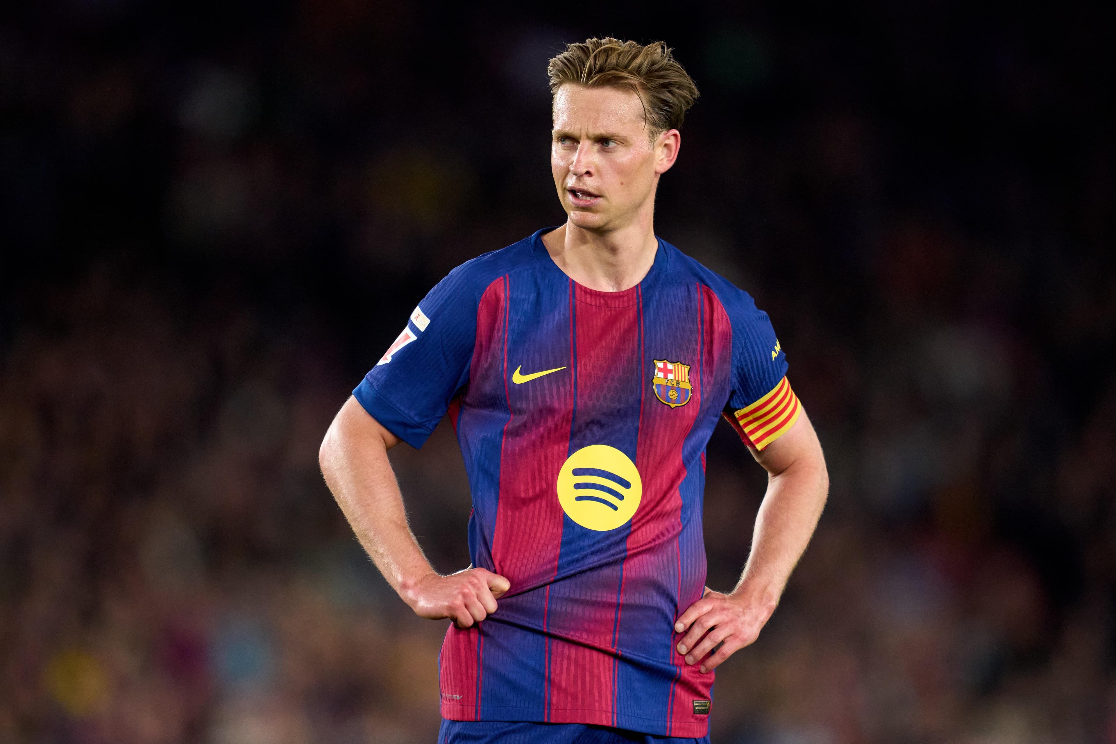 How will Barcelona line up against Deportivo Alavés?