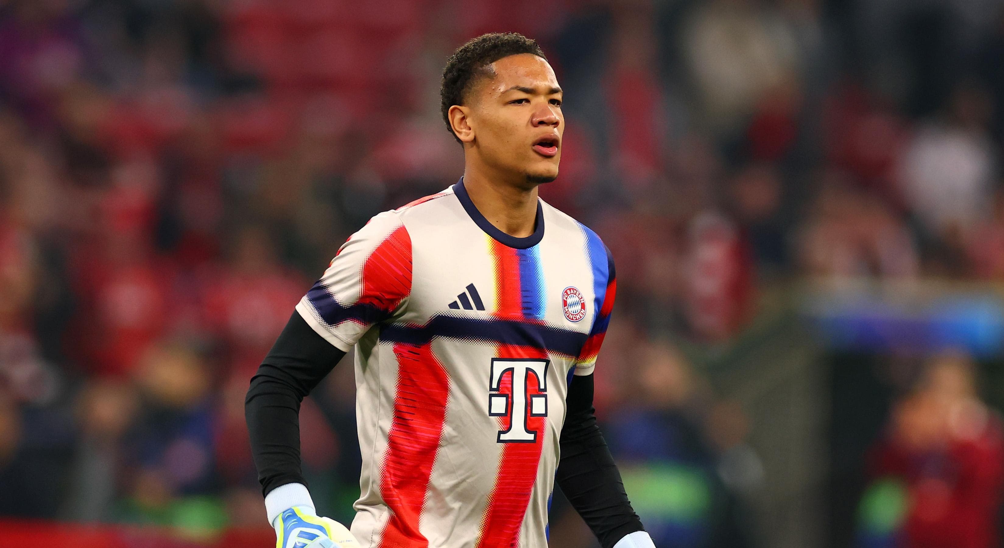 Bayern Munich eager to extend star youth goalkeeper Leonard Prescott’s expiring contract