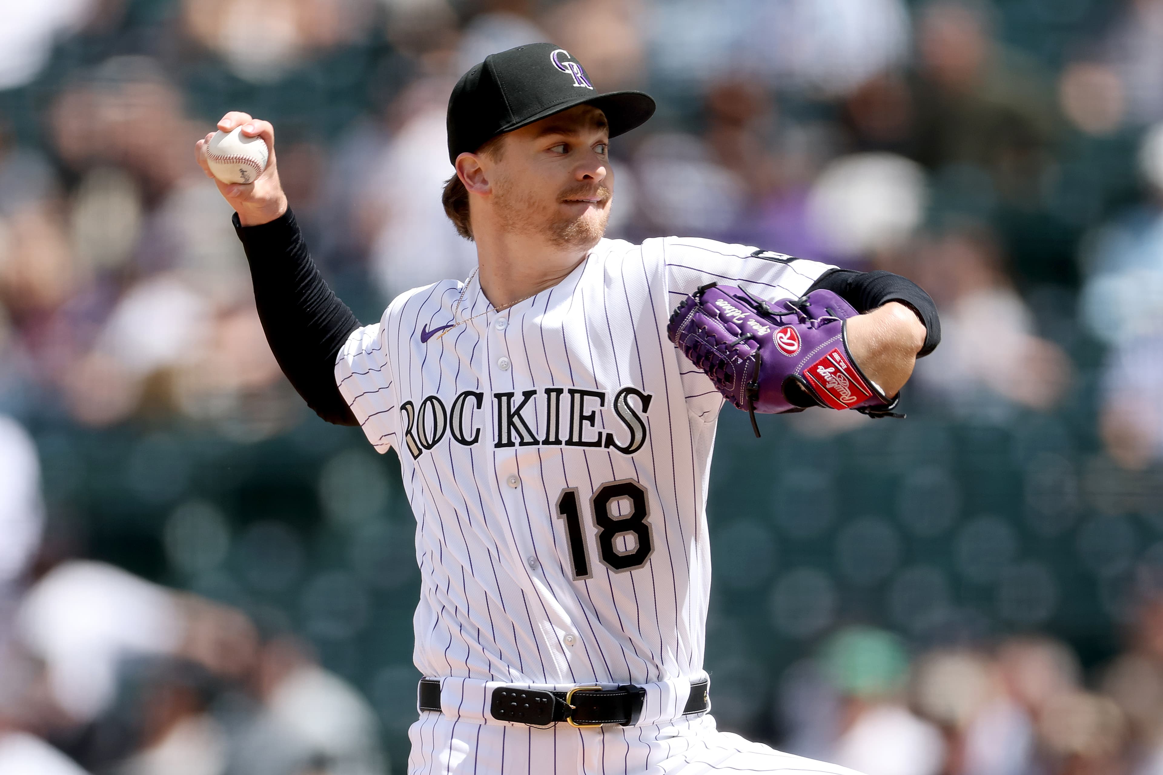 Ryan Feltner leaves Rockies-Padres game