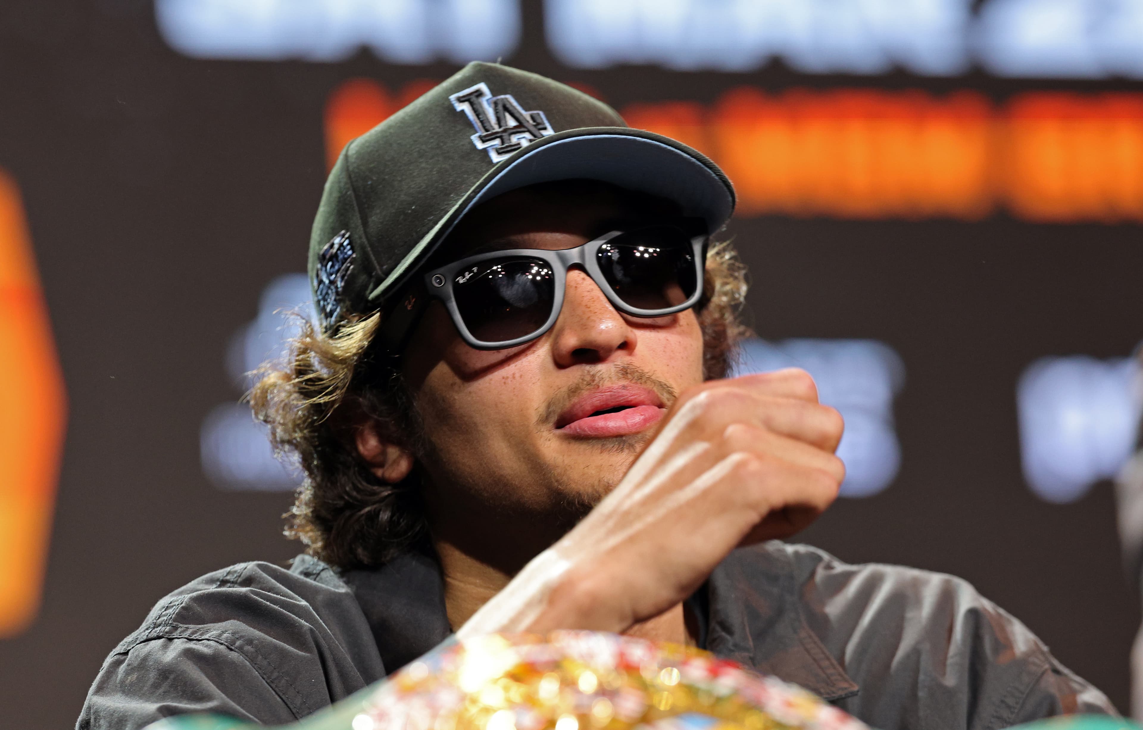 Sebastian Fundora's Submission Failure Ends His Desperate Attempt at Lightweight Title Shot