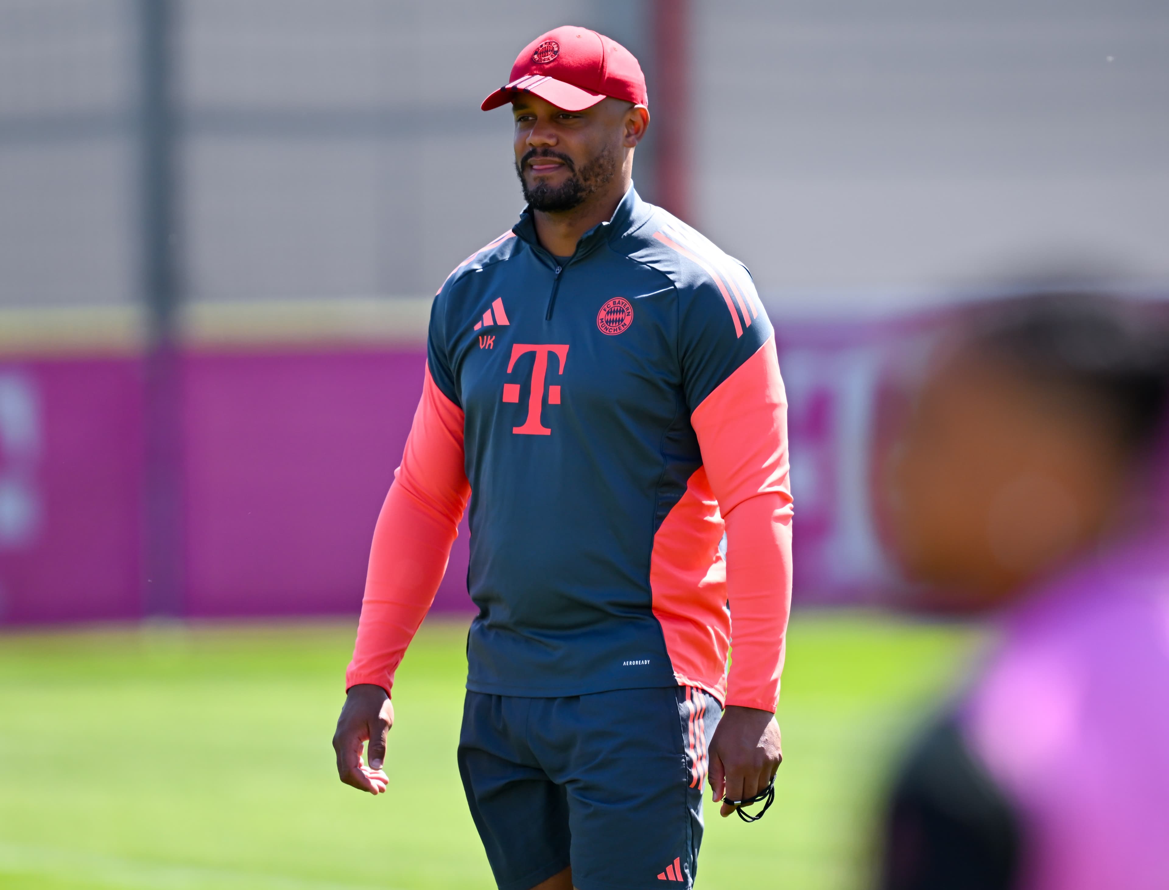 UEFA Champions League MD 15: Team News and Live Chat