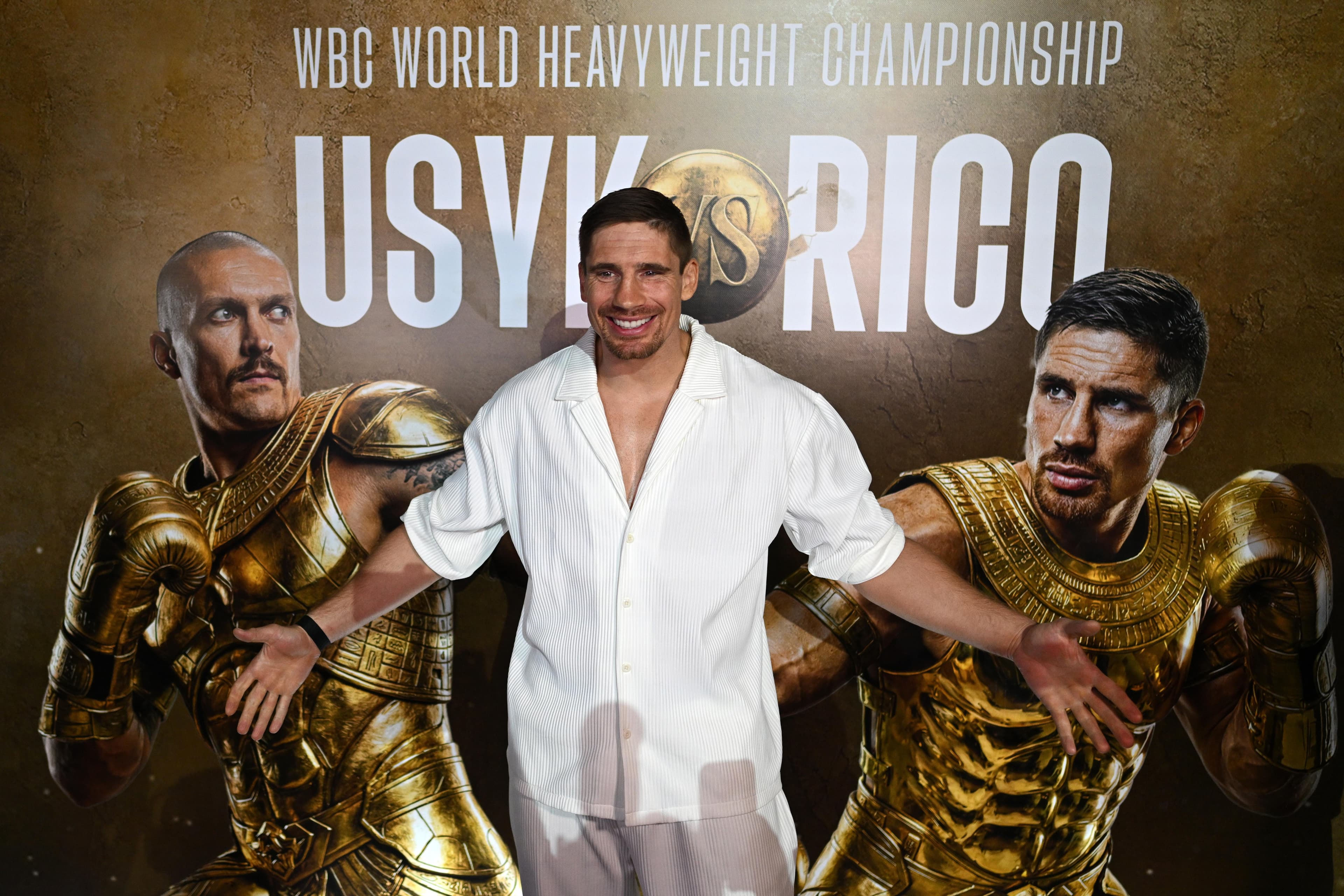 ‘I’m here to take over’: Rico Verhoeven plans to continue boxing after Oleksandr Usyk fight
