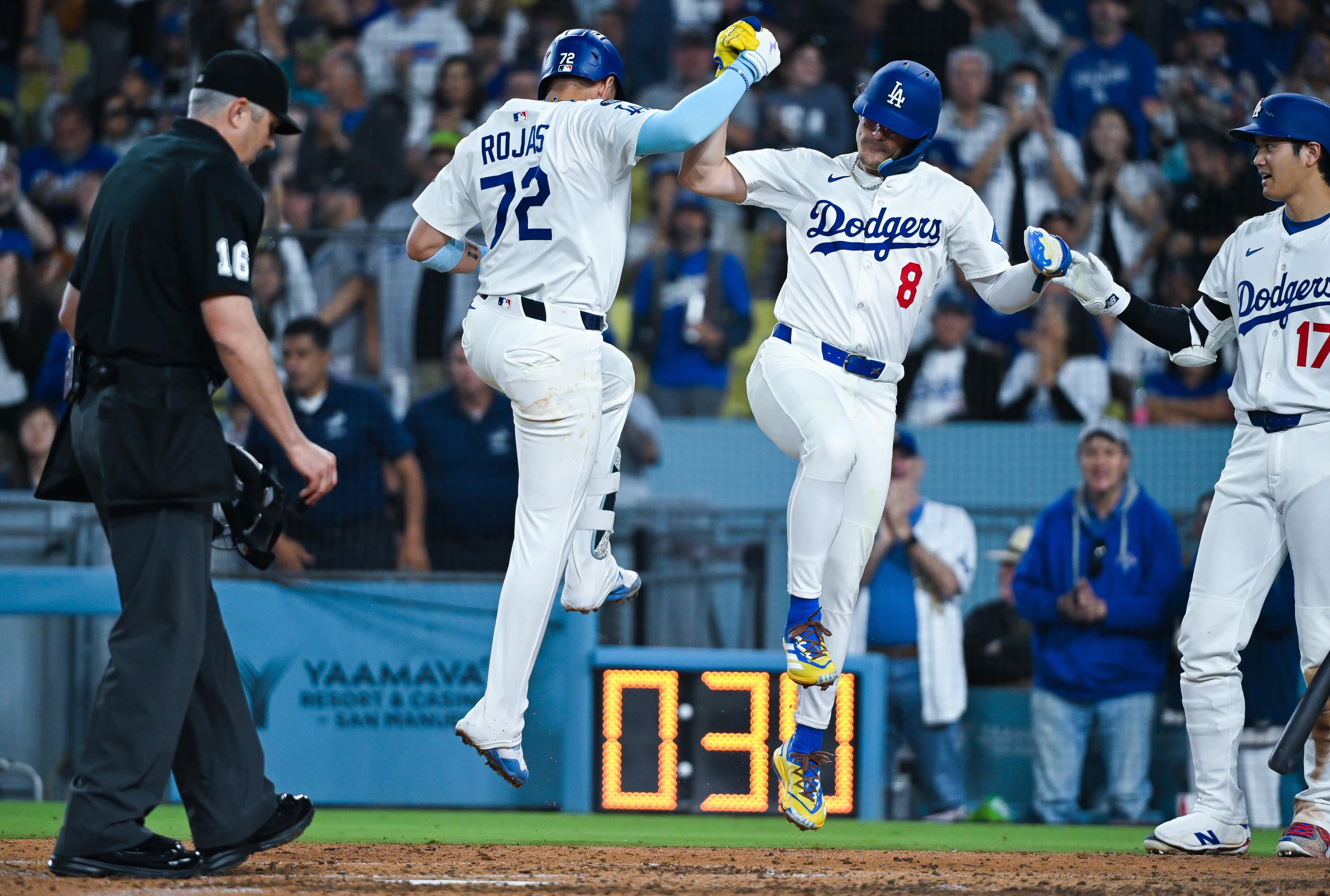 Dodgers notes: Miguel Rojas, Kiké Hernández, Max Muncy, Teoscar Hernández