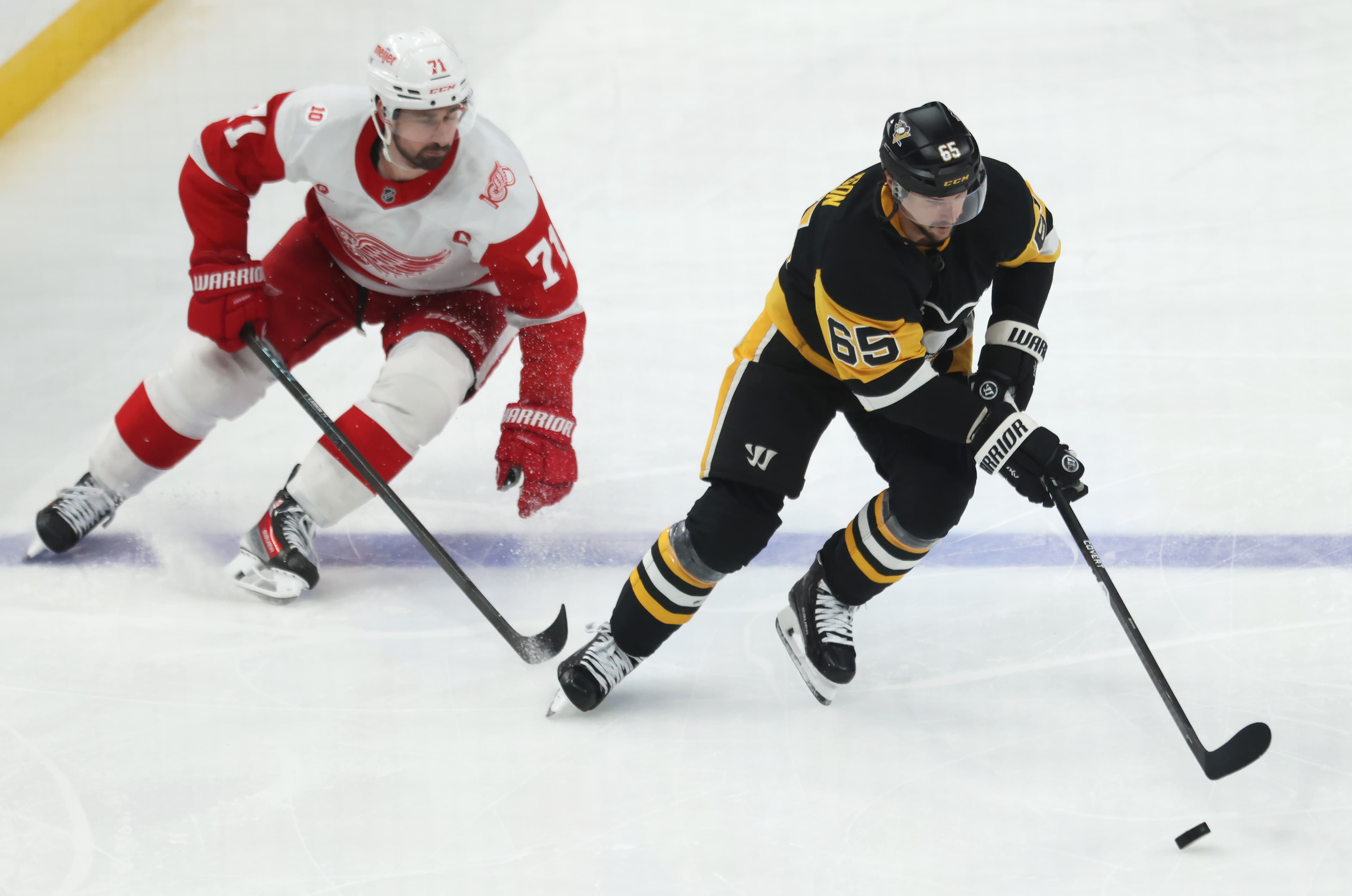 Penguins announce 2025-26 team award winners