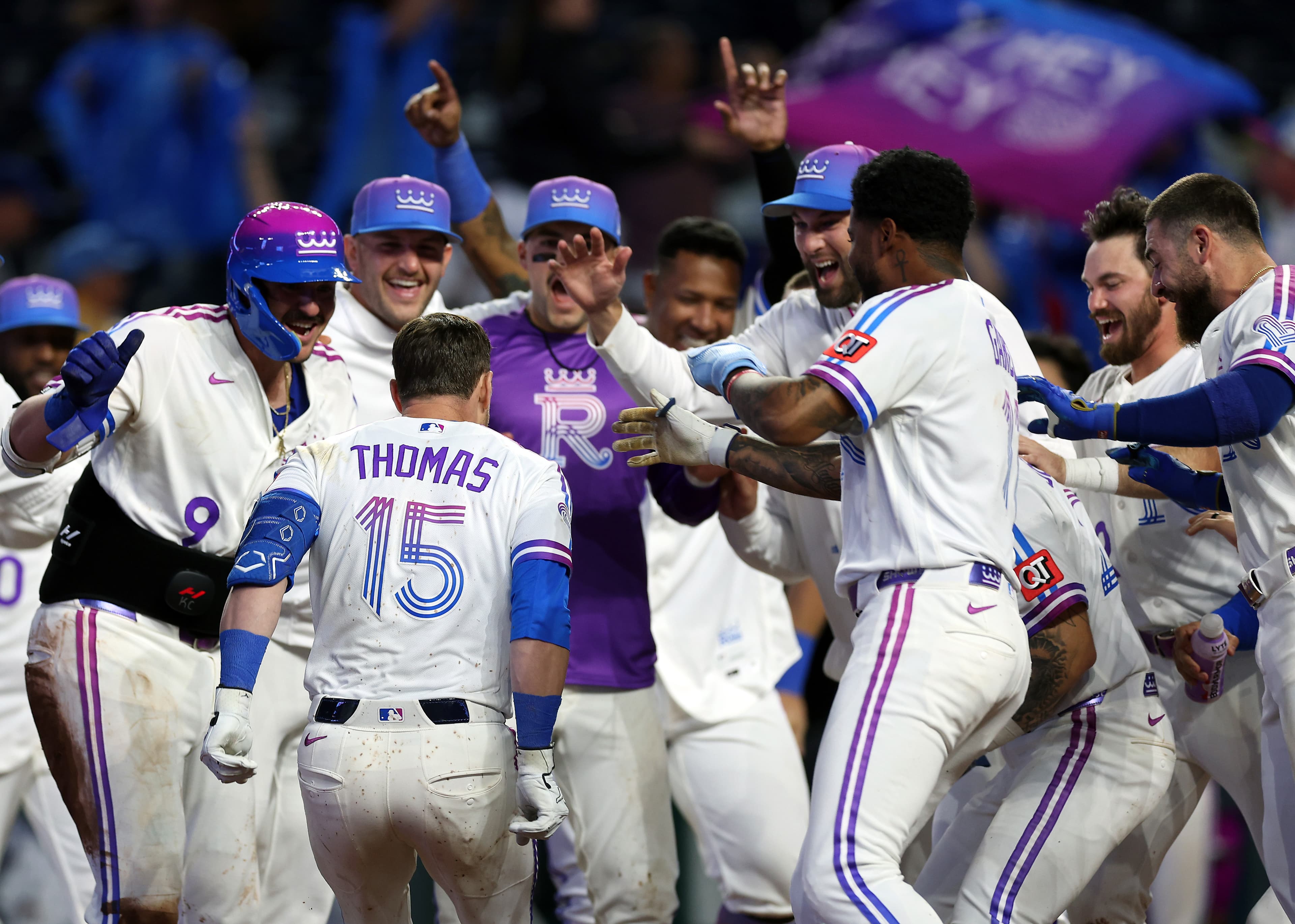 Thomas walks it off in marathon game 11-9, Royals sweep Angels