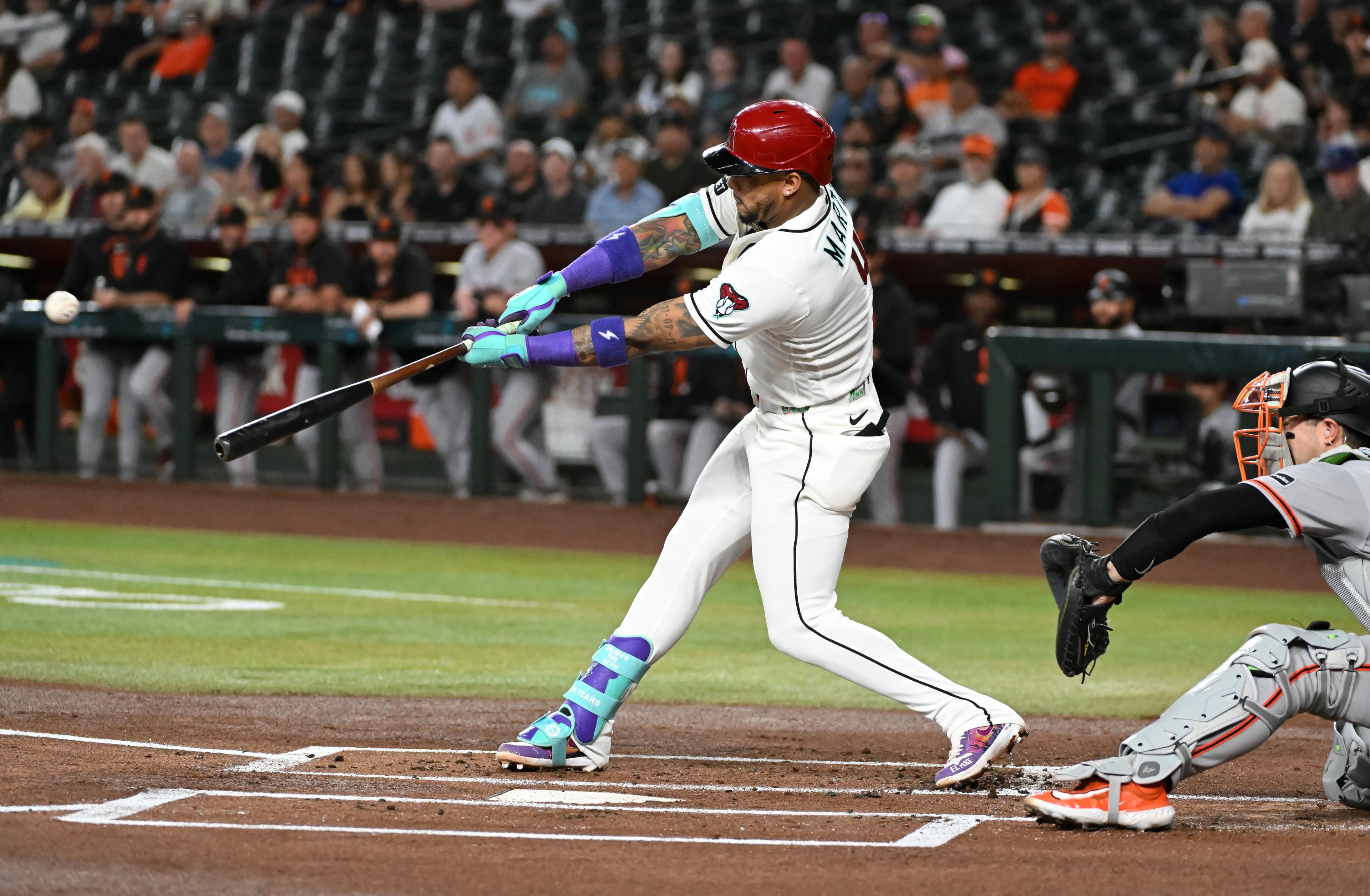 Diamondbacks 6, Giants 3: Giant Brooms for Sweeps