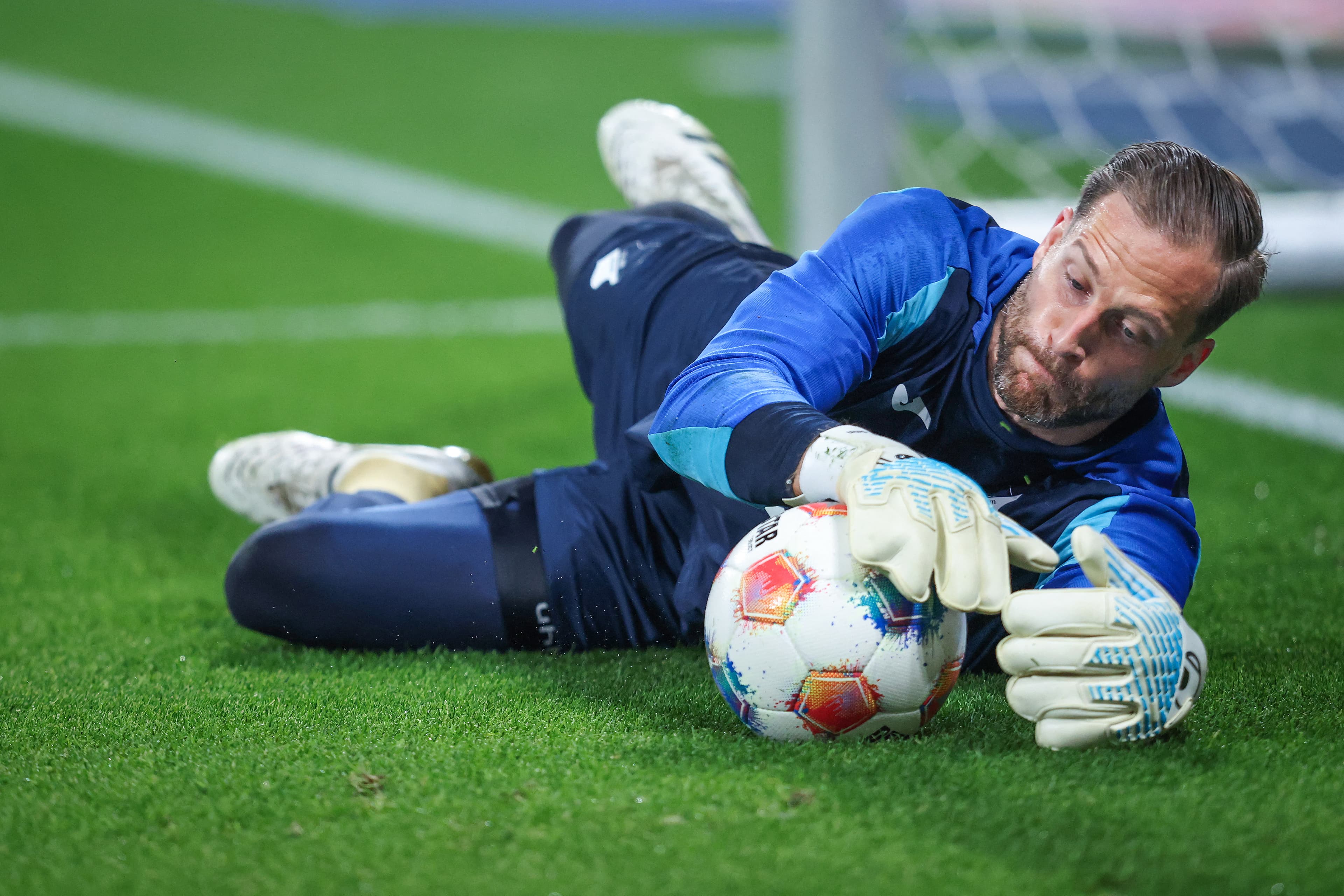 Bayern Munich eyeing Oliver Baumann amid Manuel Neuer uncertainty