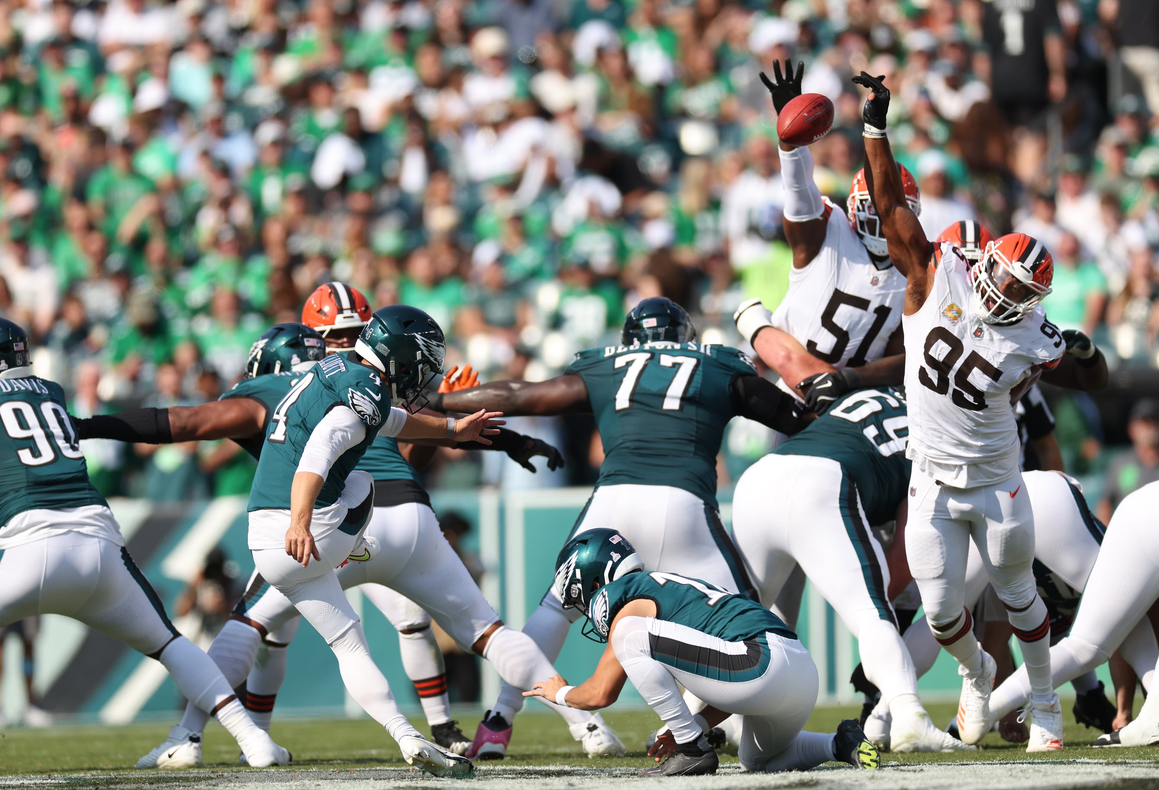 Would the Browns benefit from trading Myles Garrett? It’s complicated