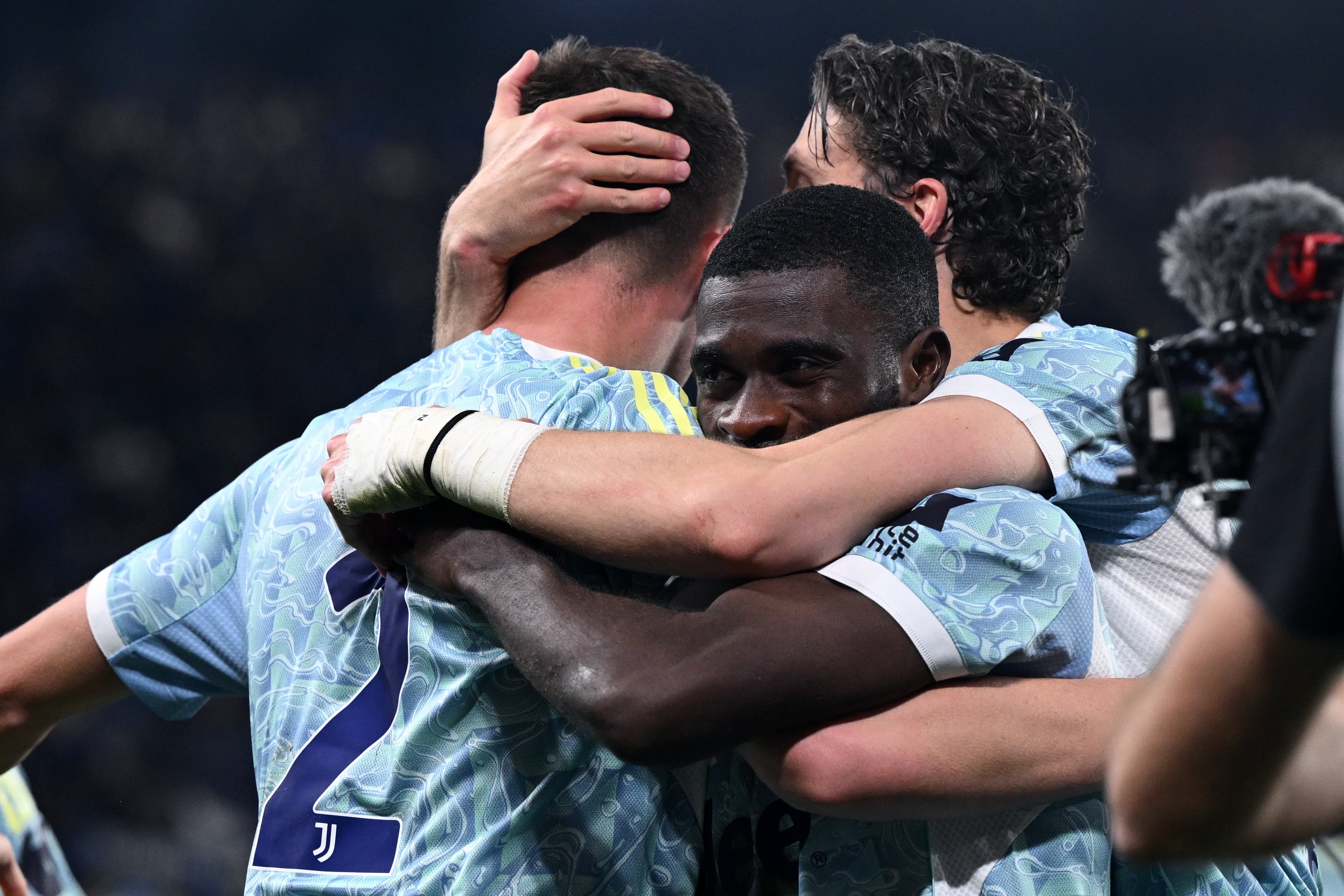 Juventus smash and grab three critical points against Atalanta