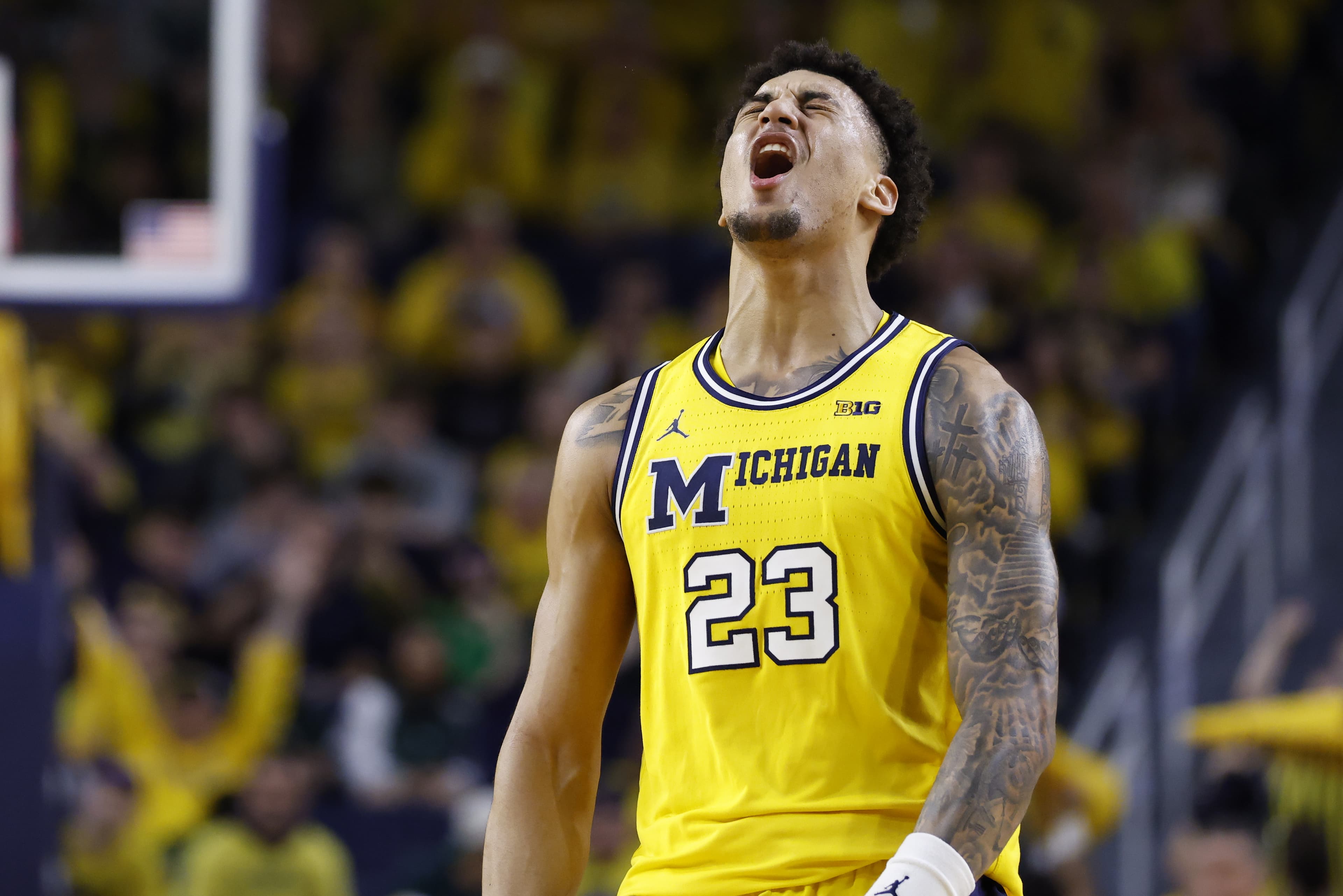 Michigan vs. Howard: Championship Clutch Takes Center Stage! Bet on Michigan's Epic Comeback Today!