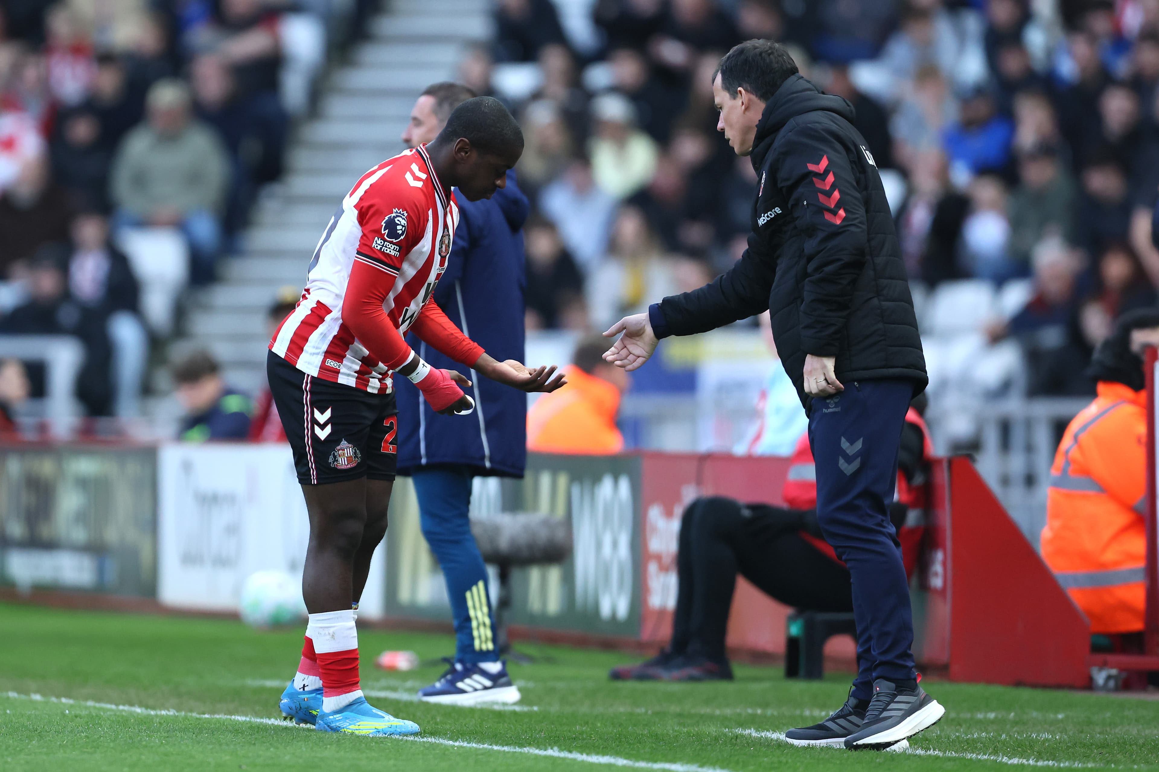 How Can Sunderland Respond Against Wolves This Weekend?