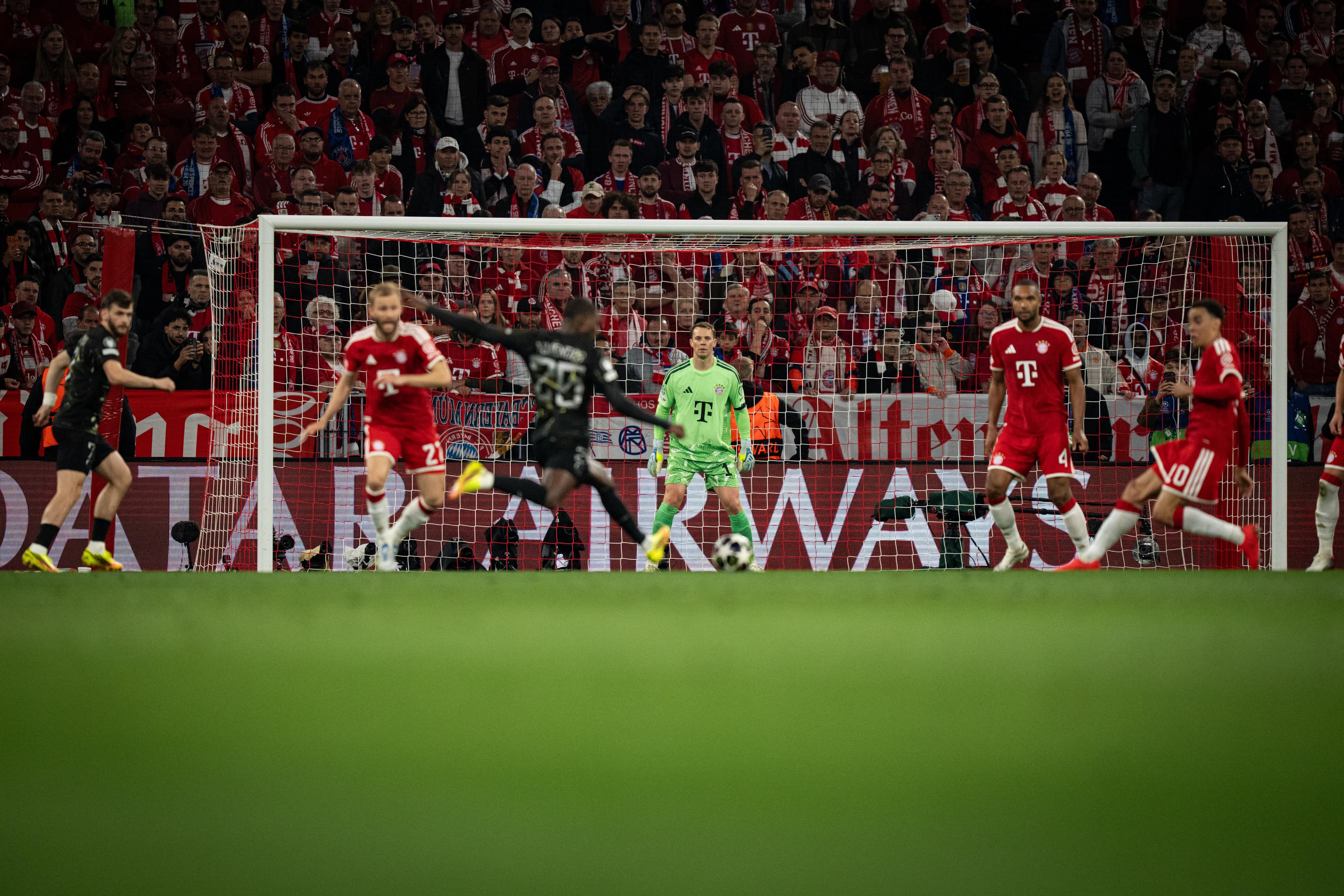 Manuel Neuer admits Bayern Munich lacked killer mentality against PSG