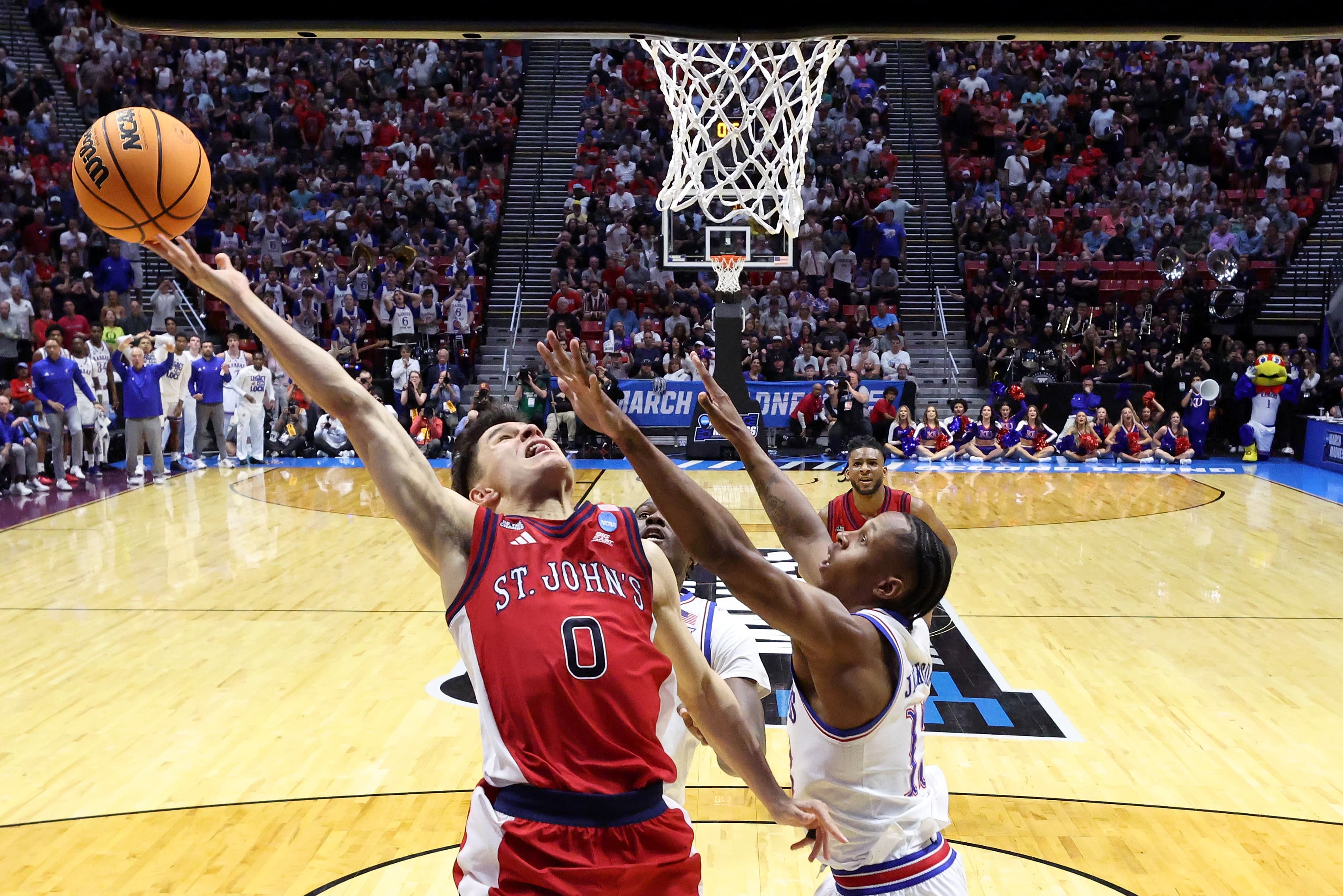 Dylan Darling’s buzzer-beater versus Kansas sends St. John’s men’s basketball to first Sweet Sixteen since 1999