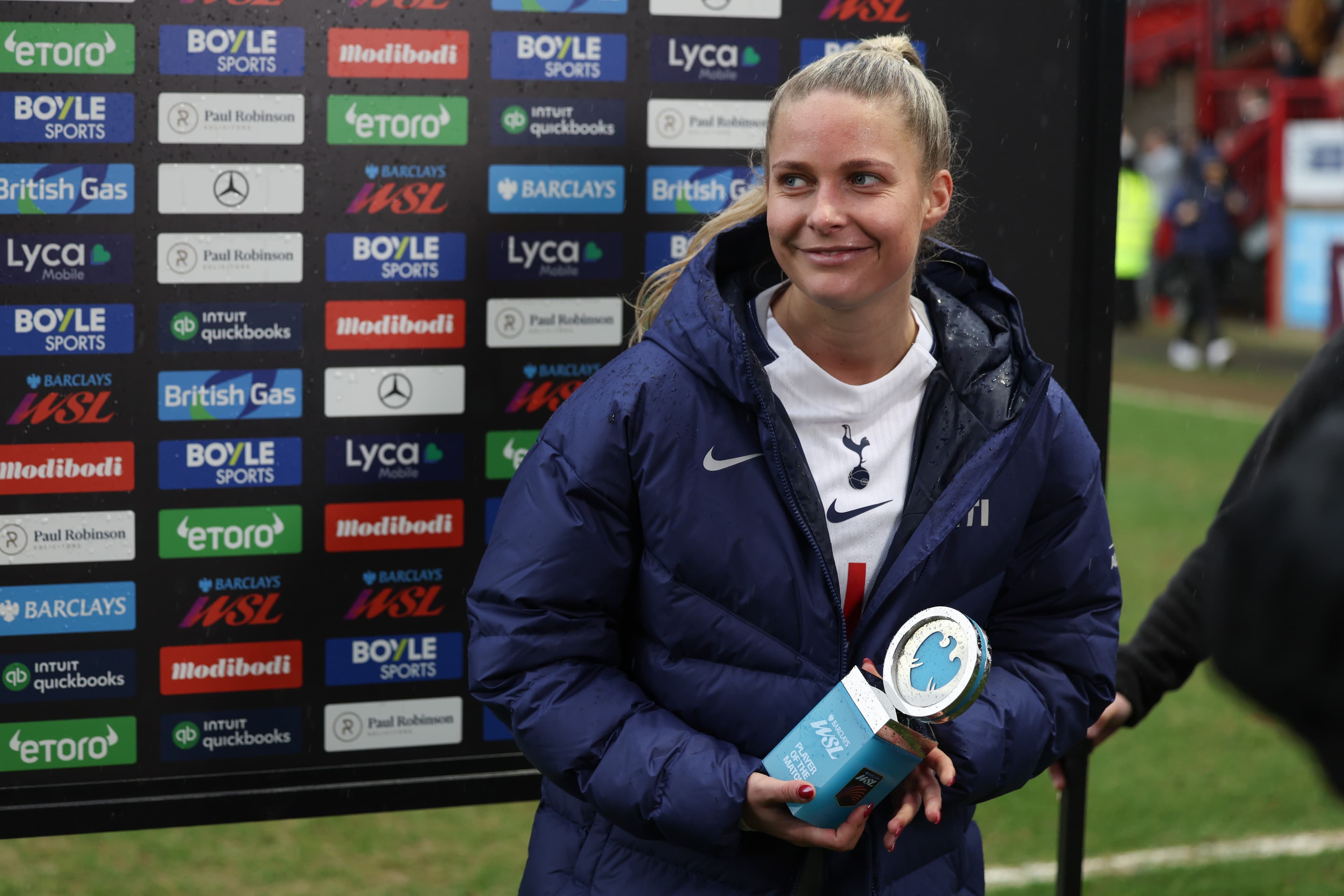 DONE DEAL: new contract for Olivia Holdt