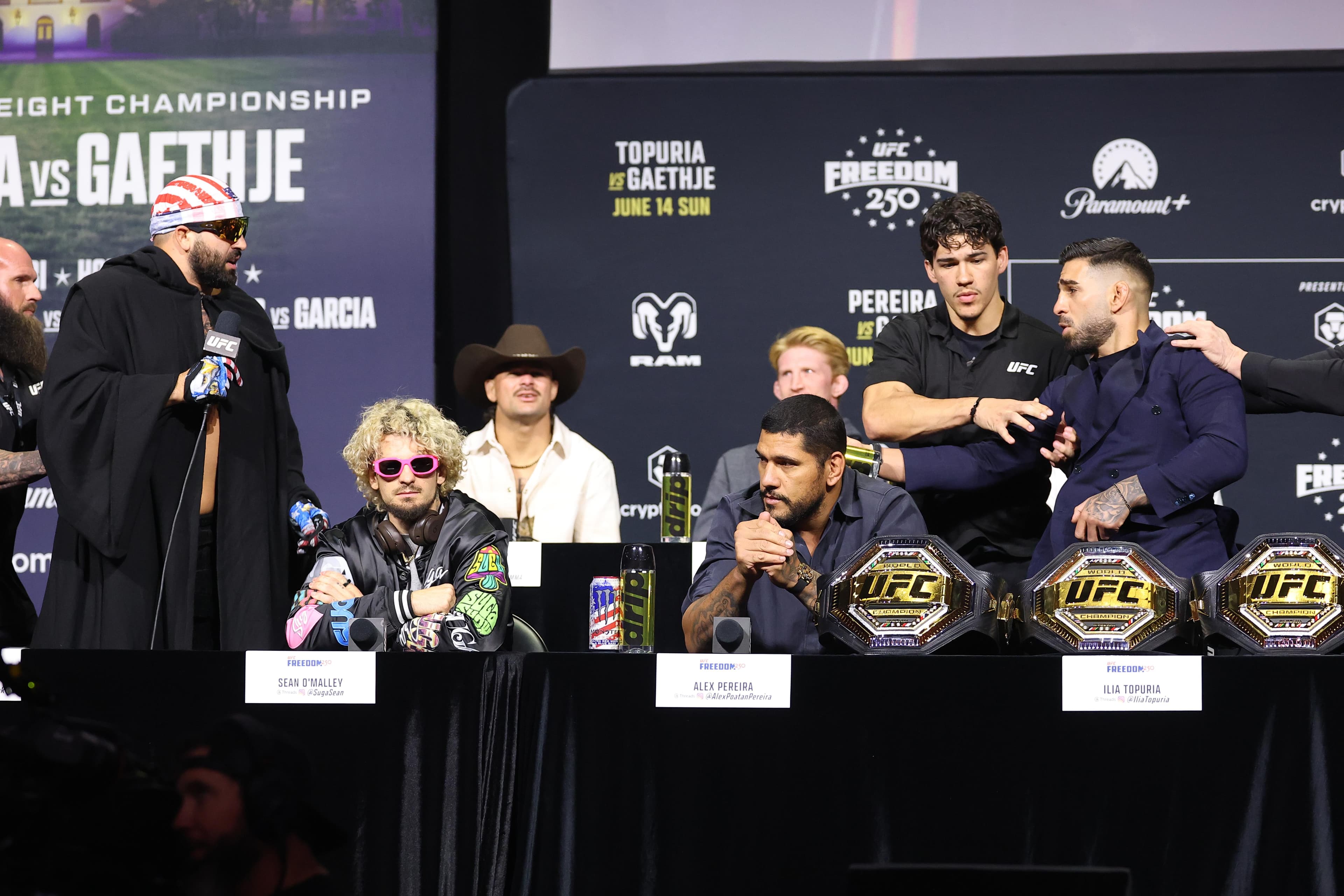 Derrick Lewis says UFC White House press conference was ‘one of the craziest’ he’s been involved in