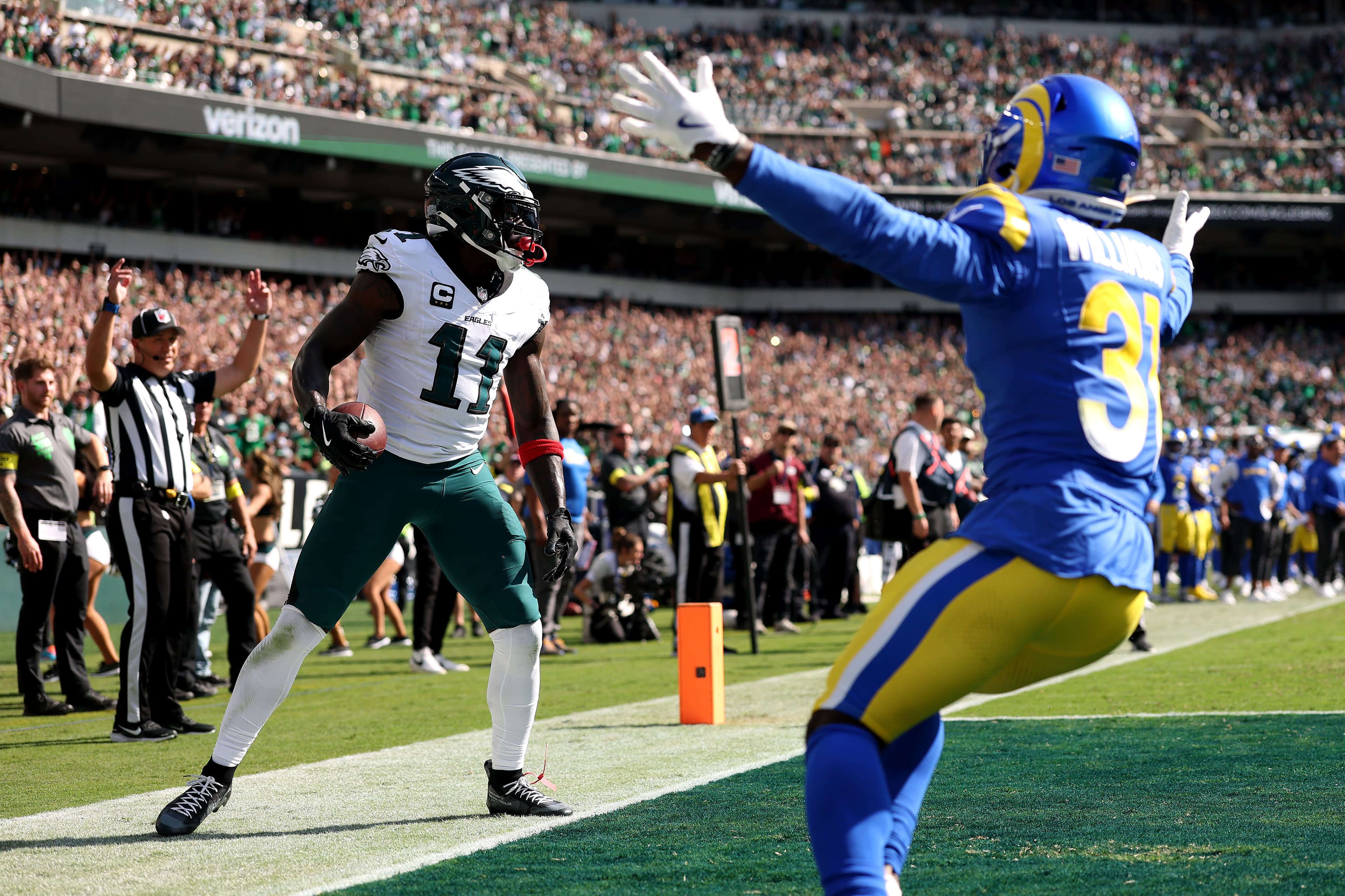 Newly Added AJ Brown Ready for Saints Pro Bowl Practice Rounds