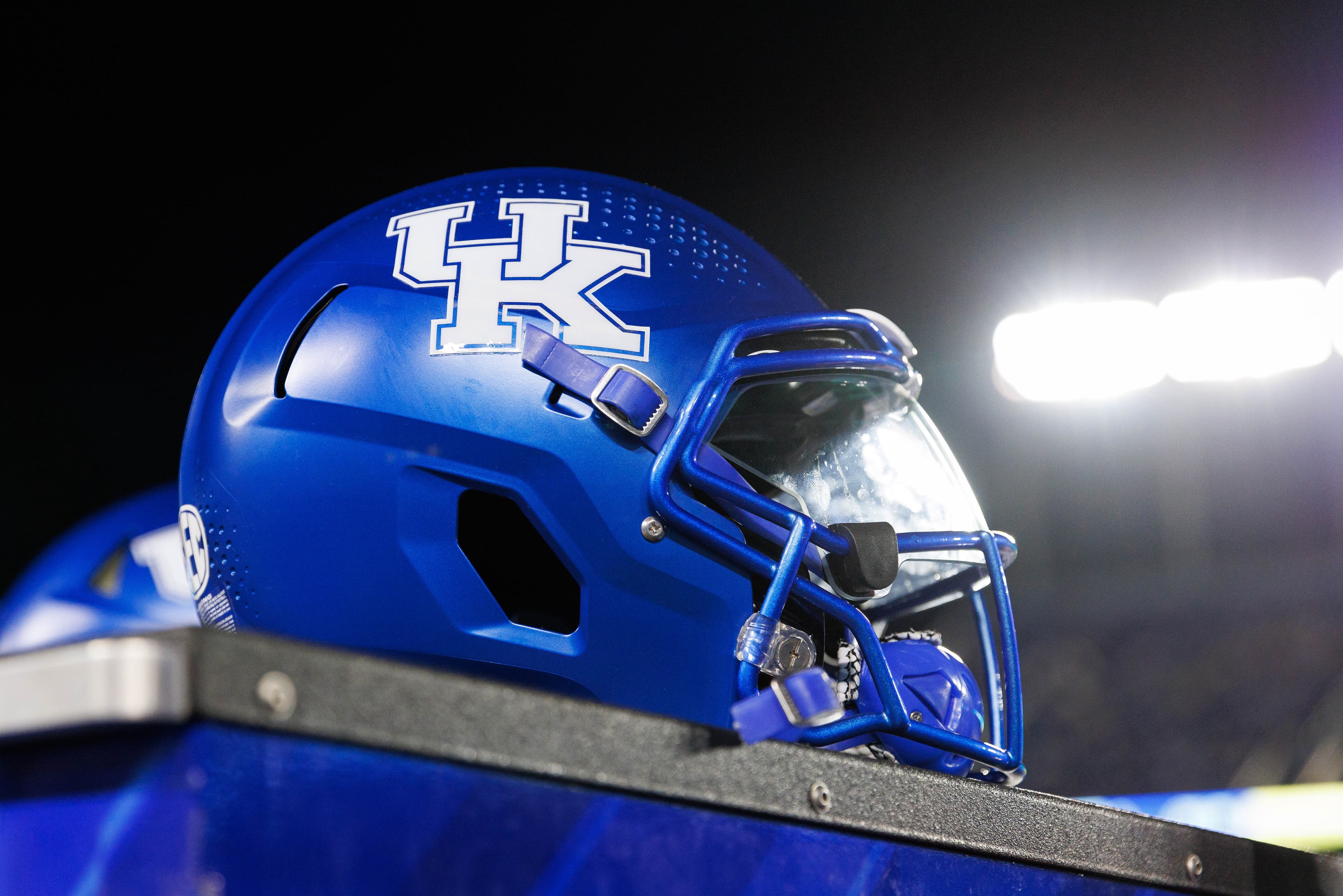 Kentucky Football lands commitment of 4-star QB Jake Nawrot