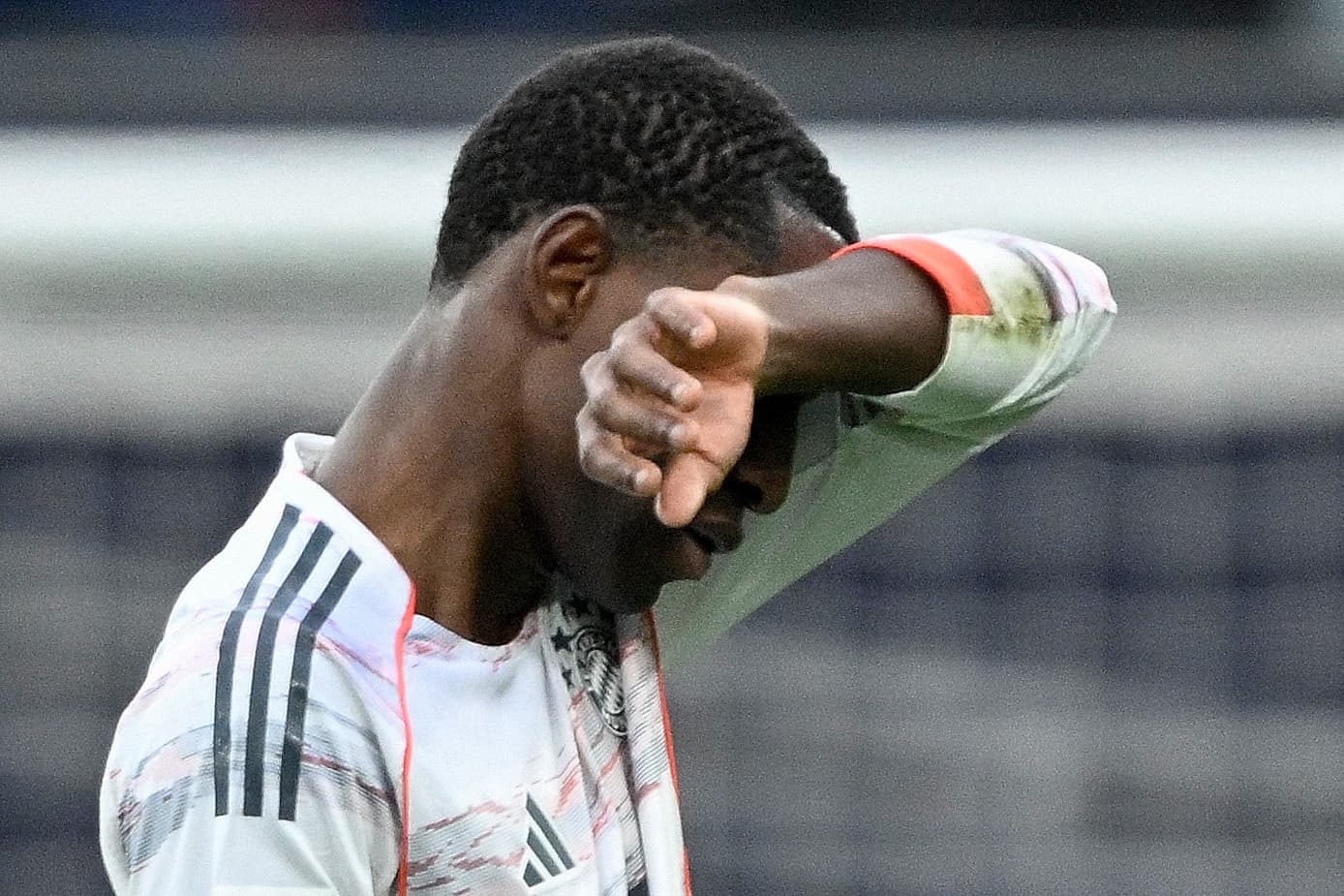 Nicolas Jackson's Red Flags Fuel Chelsea's Furious 3-1 Defeat!