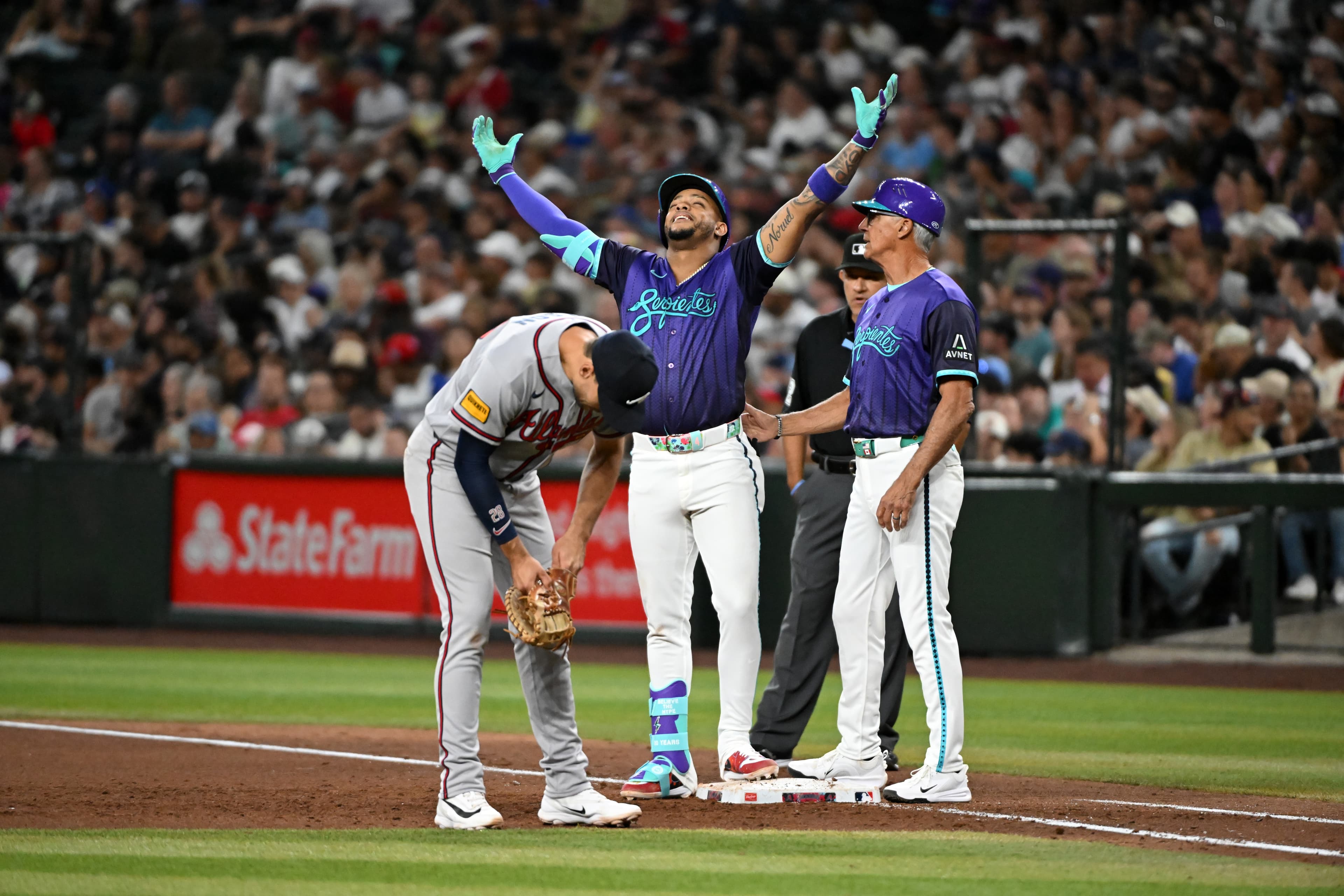 Atlanta Braves at Arizona Diamondbacks Game Thread: April 4