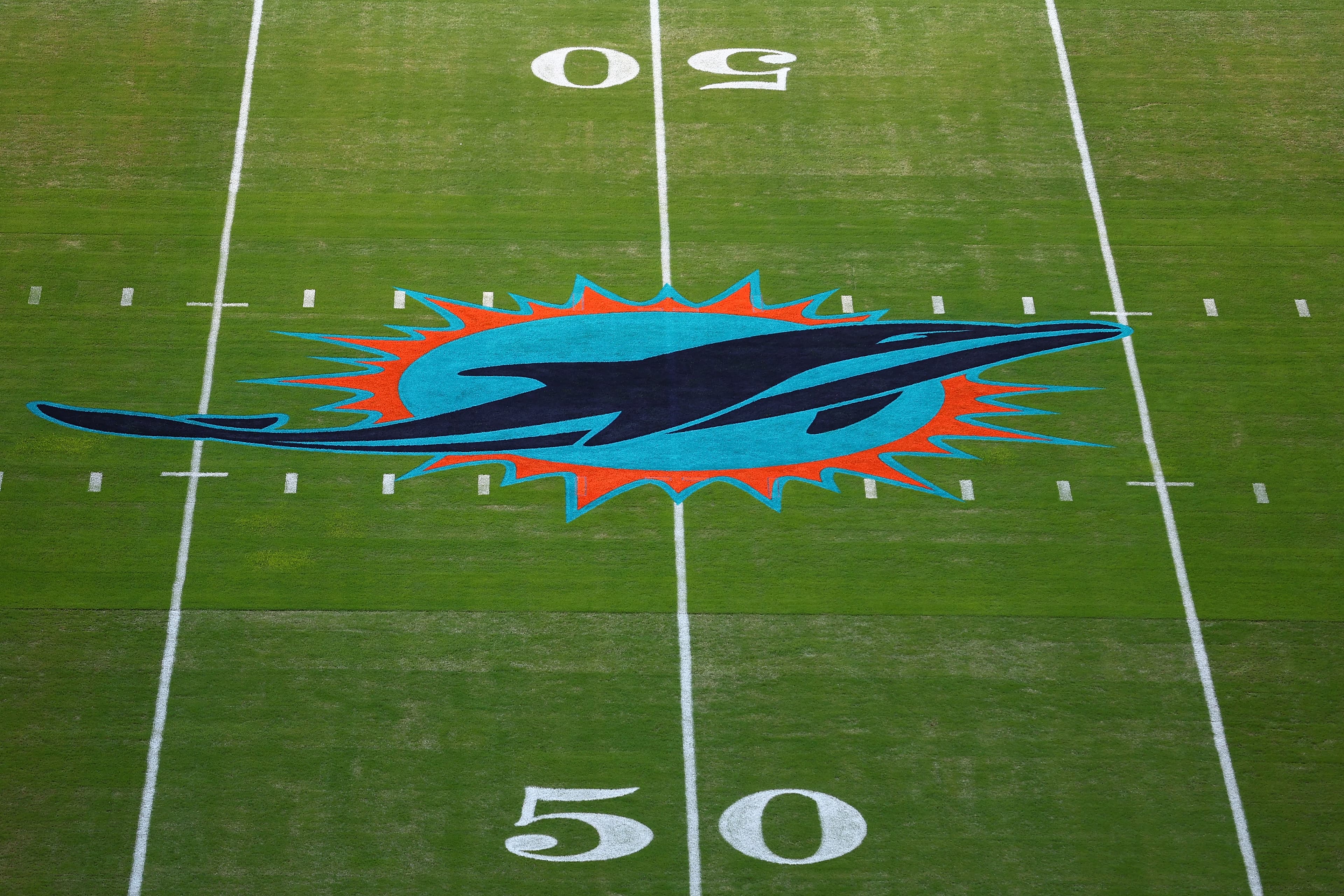 Miami Dolphins trade: 11th overall pick sent to Cowboys for two additional picks