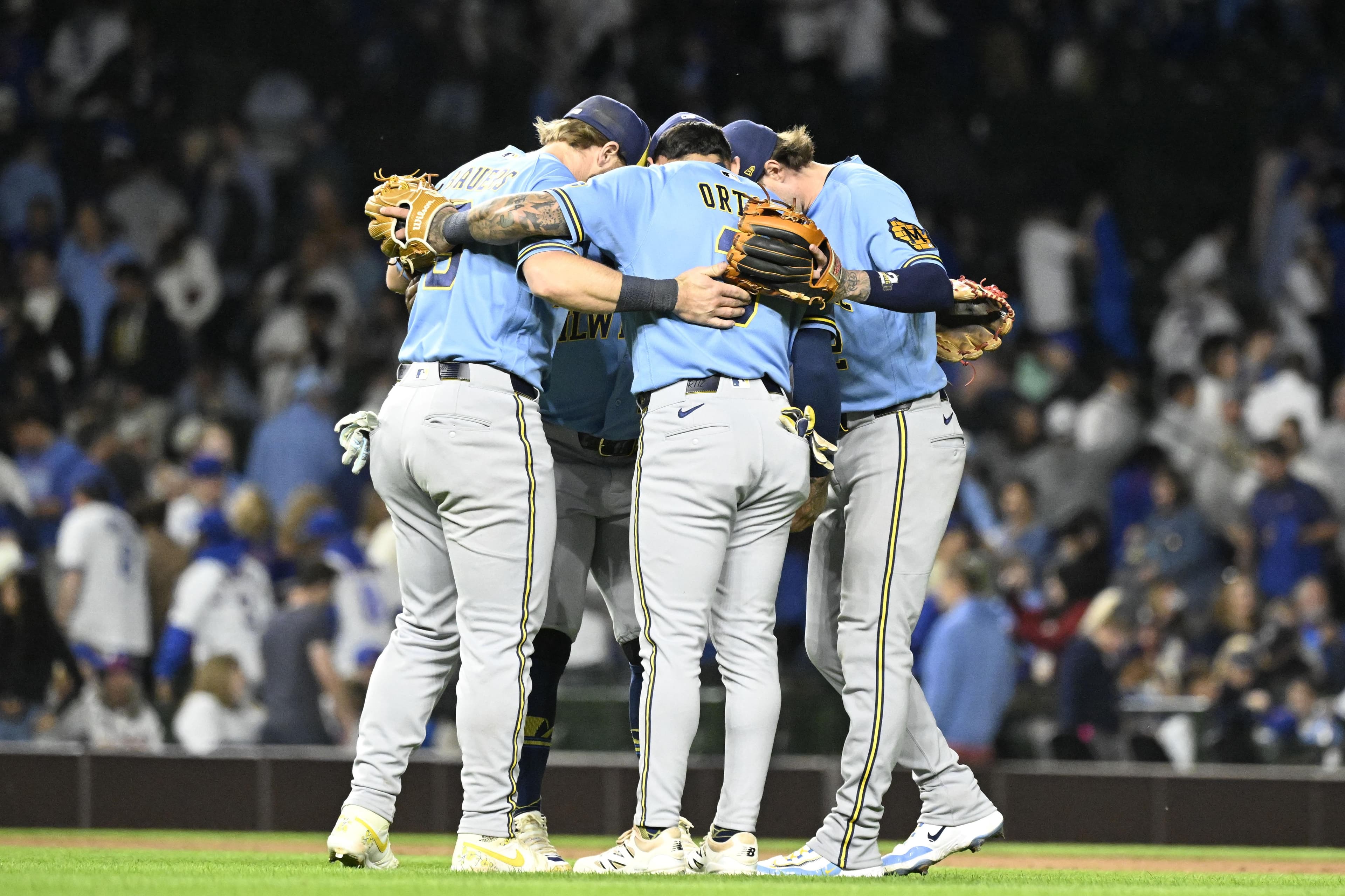 Game Thread #47: Milwaukee Brewers (28-18) @ Chicago Cubs (29-20)