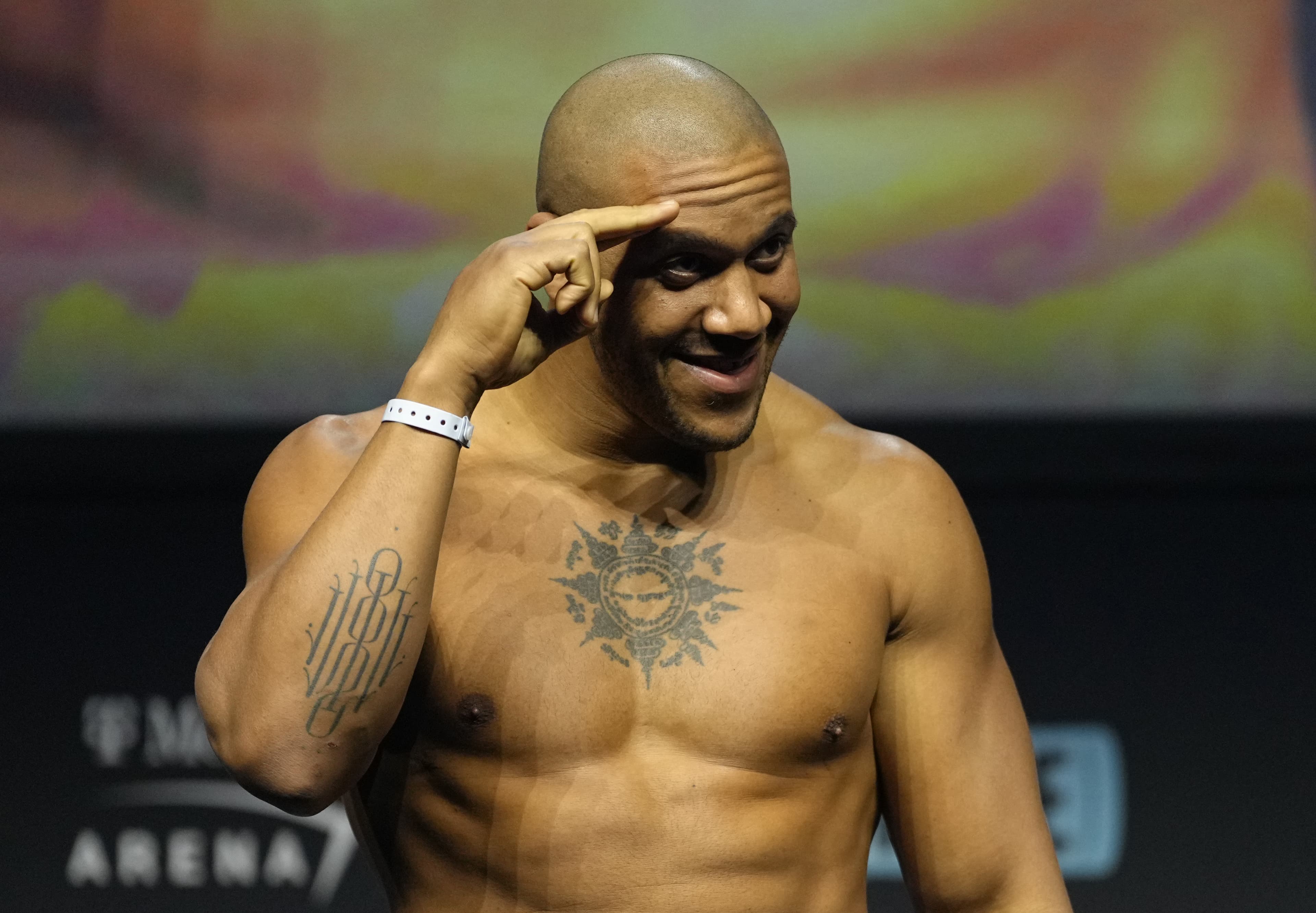 ‘Glory’ days! Russian kickboxer who beat Alex Pereira now training Ciryl Gane for UFC White House