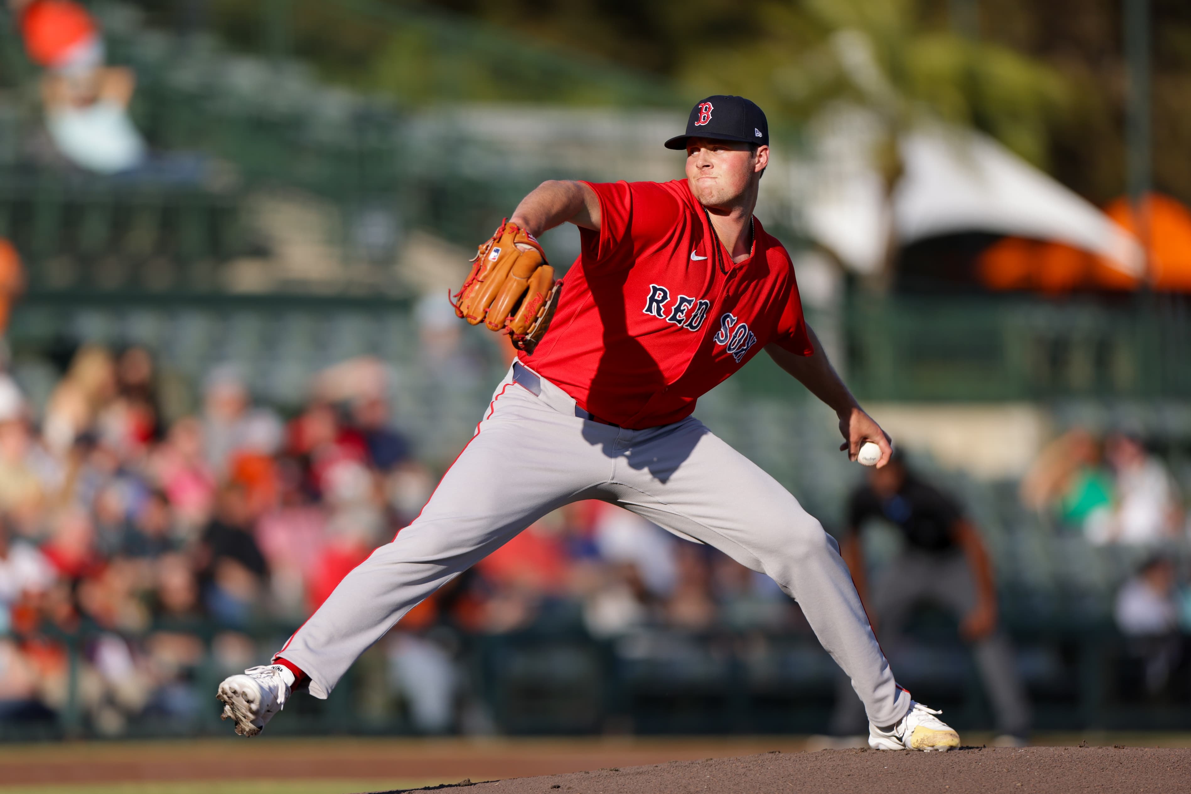 Game 32: Red Sox vs Astros— Bennett vs Burrows