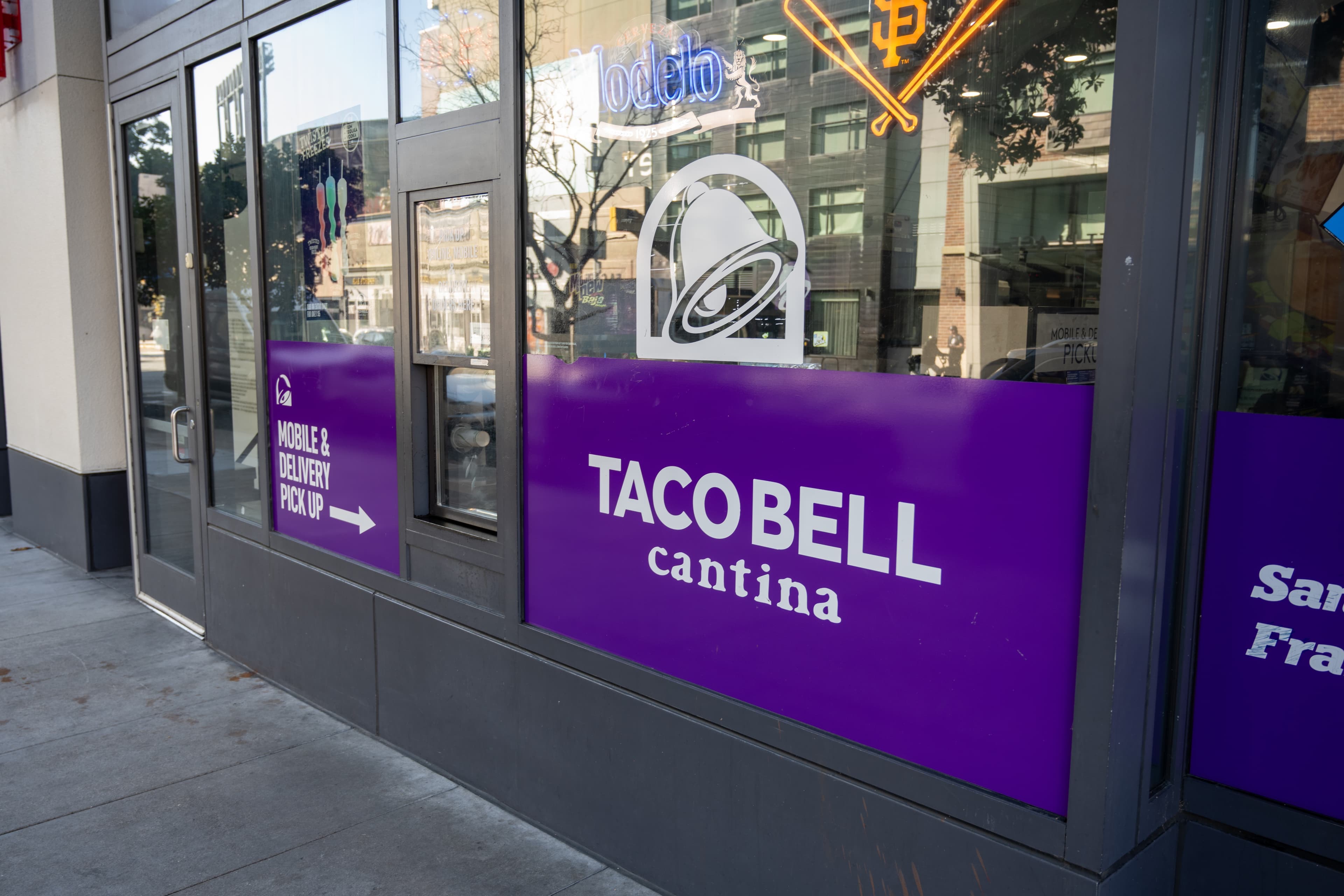 The Hoddle of Coffee: Tottenham news and links for Tuesday, April 14