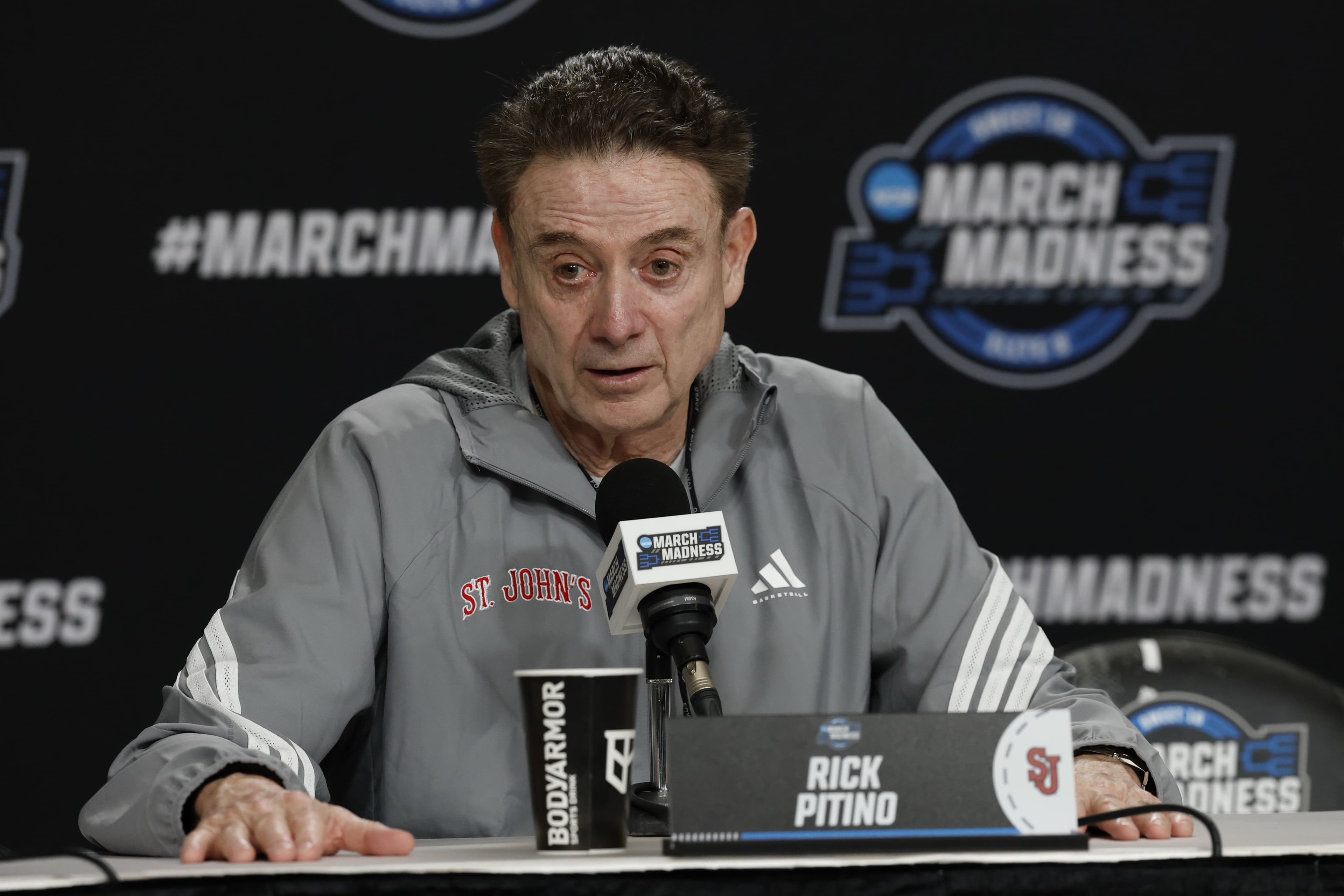 Friday Headlines: Rick Pitino says there are no more blue bloods in college basketball