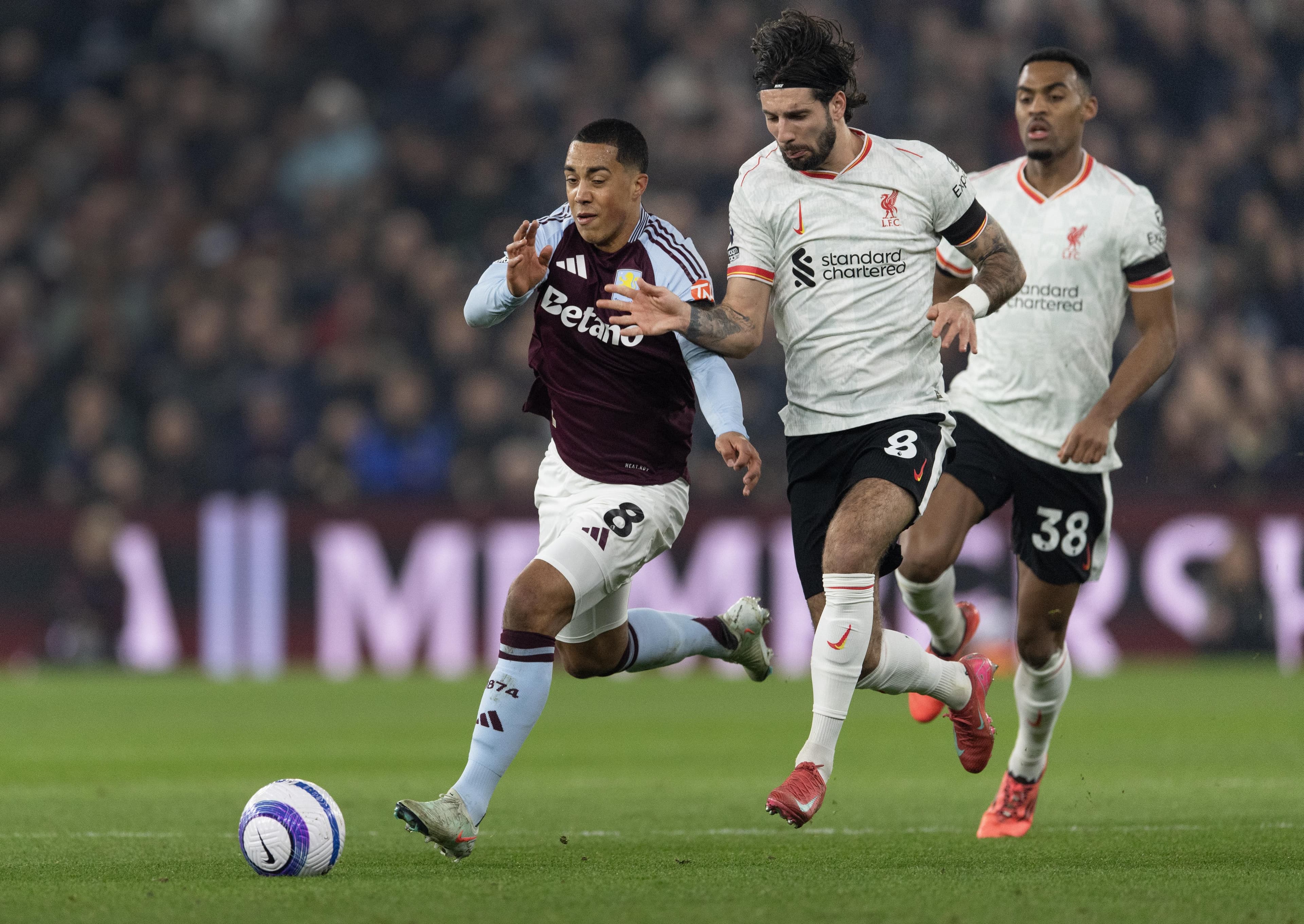 Aston Villa vs. Liverpool: Premier League 2025-26 Live Coverage & How to Watch