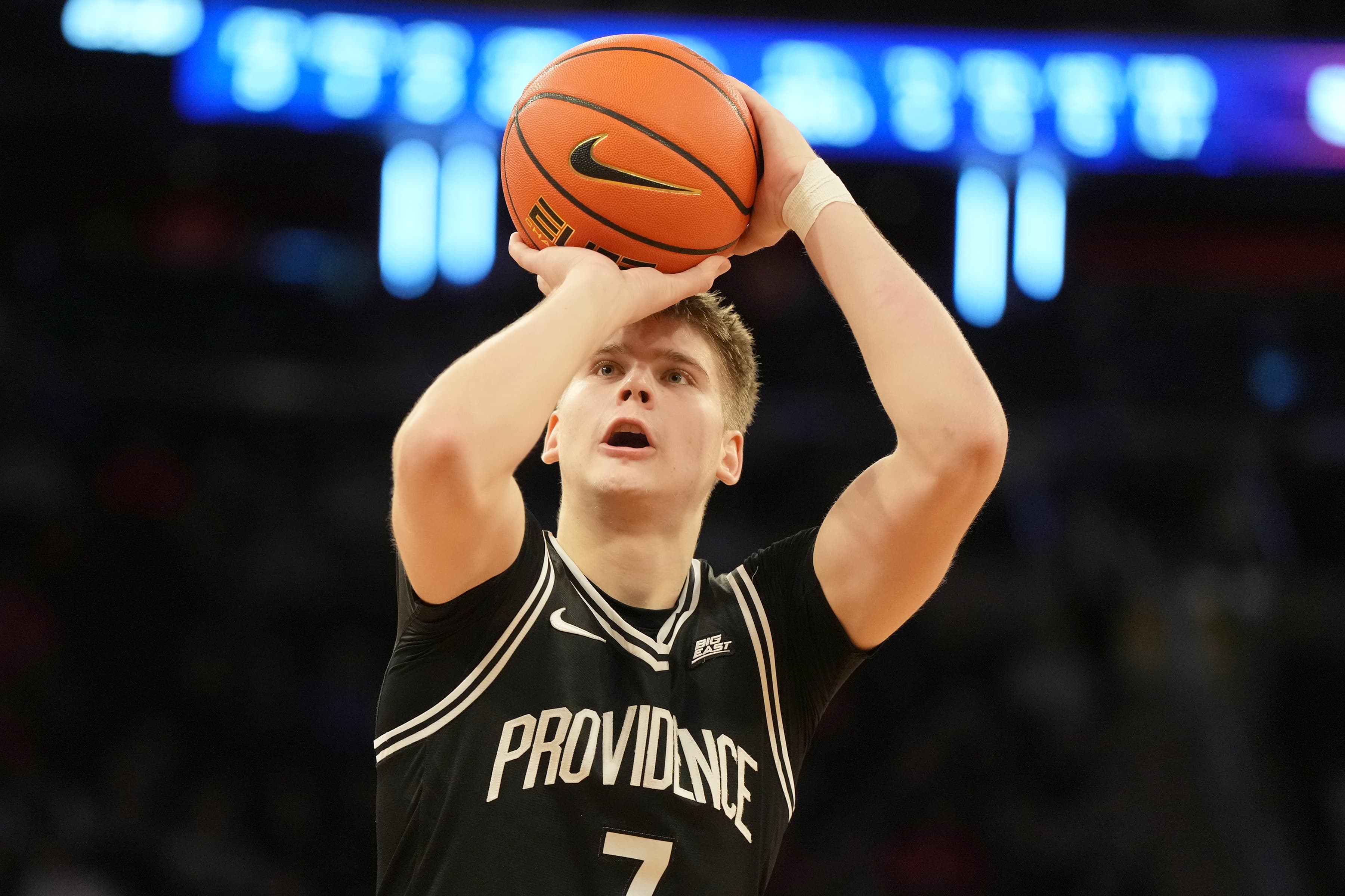 What would transfer Stefan Vaaks bring to Illinois?