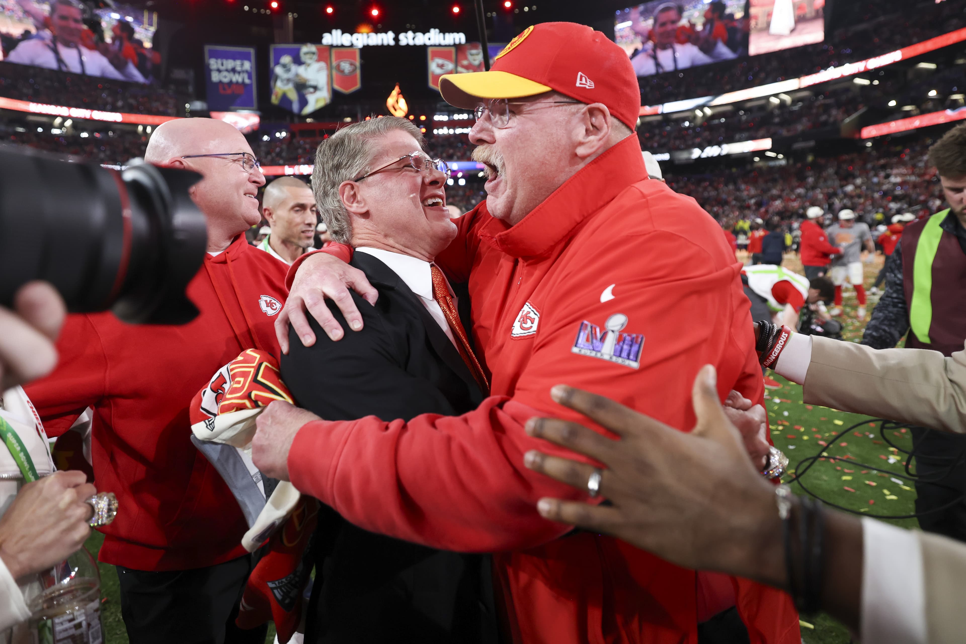 Chiefs News 4/9: Clark Hunt says Andy Reid is ‘reinvigorated’
