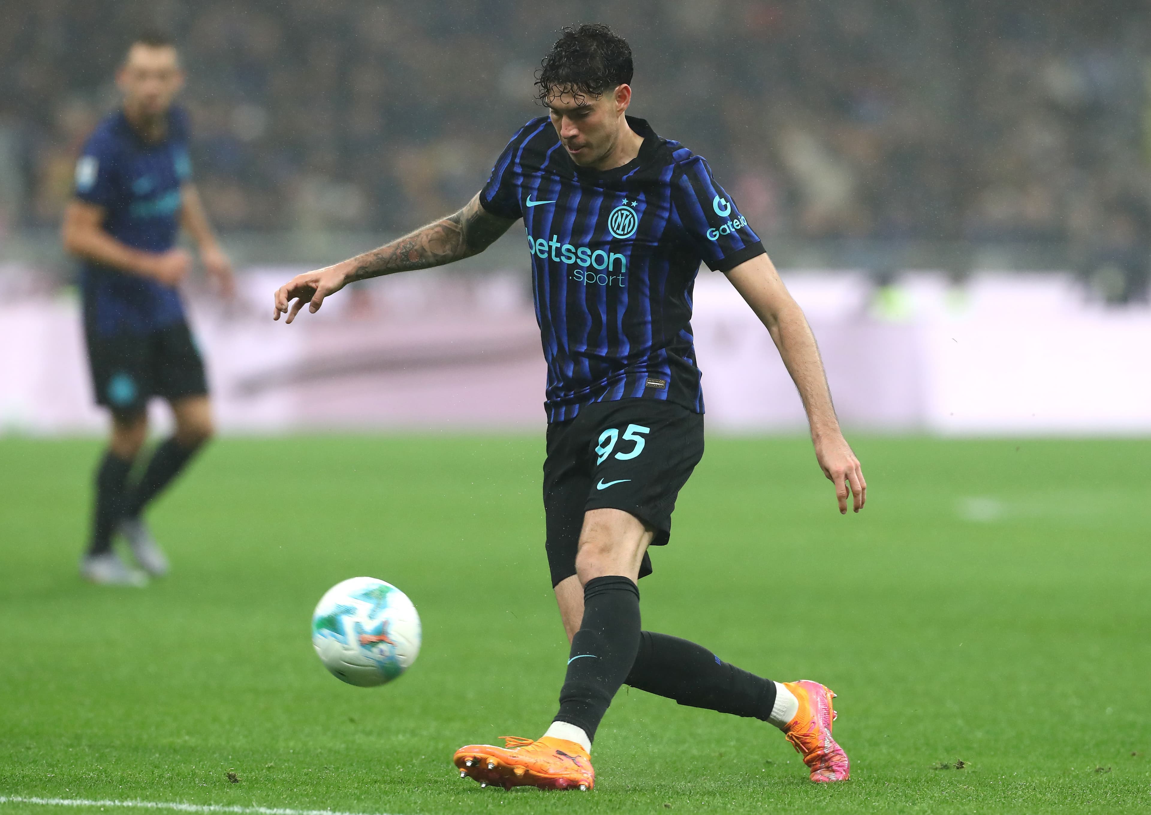 Relief For Inter Milan As Barcelona Recoil At Italy Star’s Price Tag And Identify Dortmund & Aston Villa Defenders As Alternative