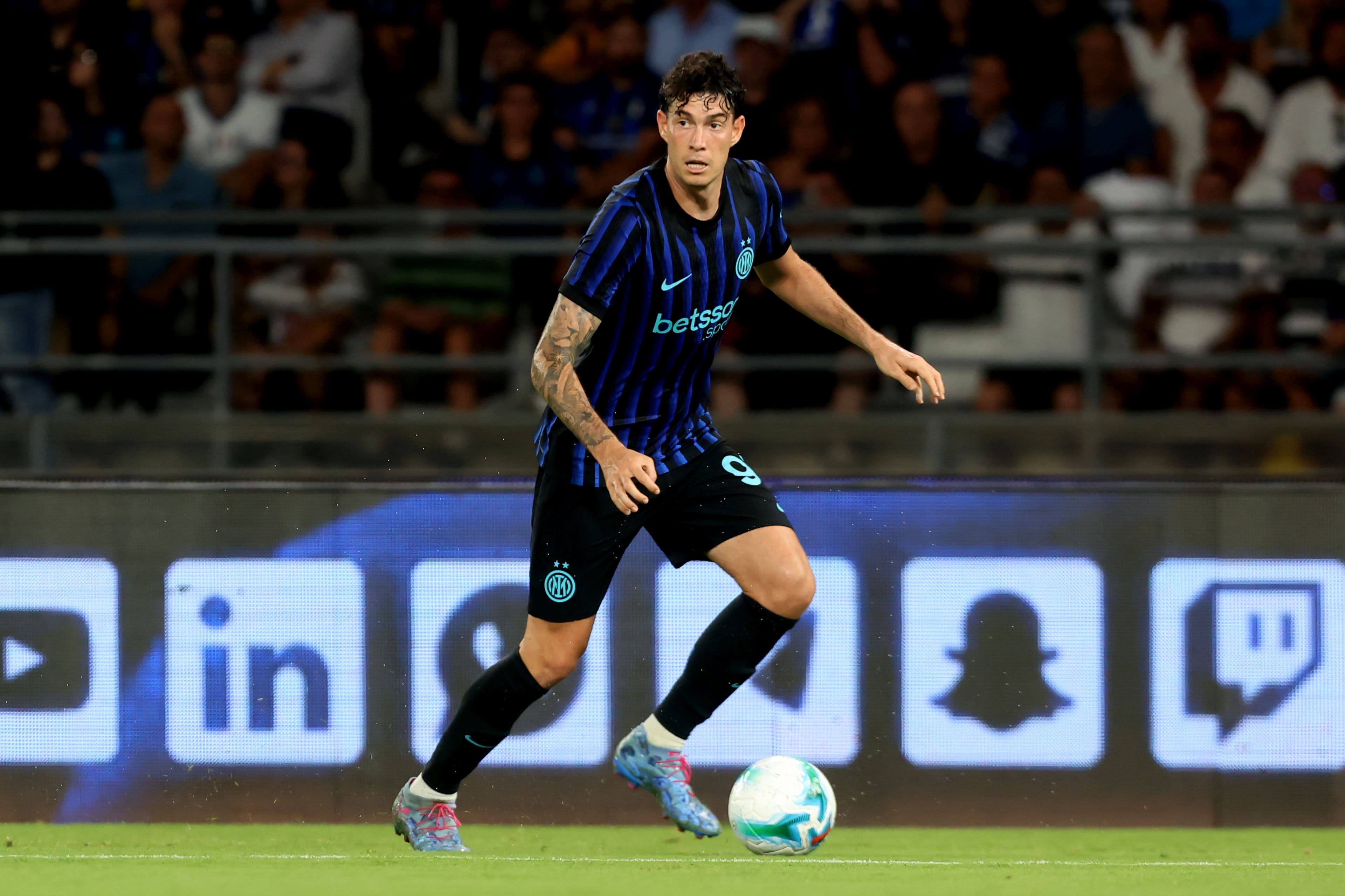 Revealed: When Inter Milan & Italy Defender Is Set To Return From Injury As Nerazzurri Close In On Serie A Title