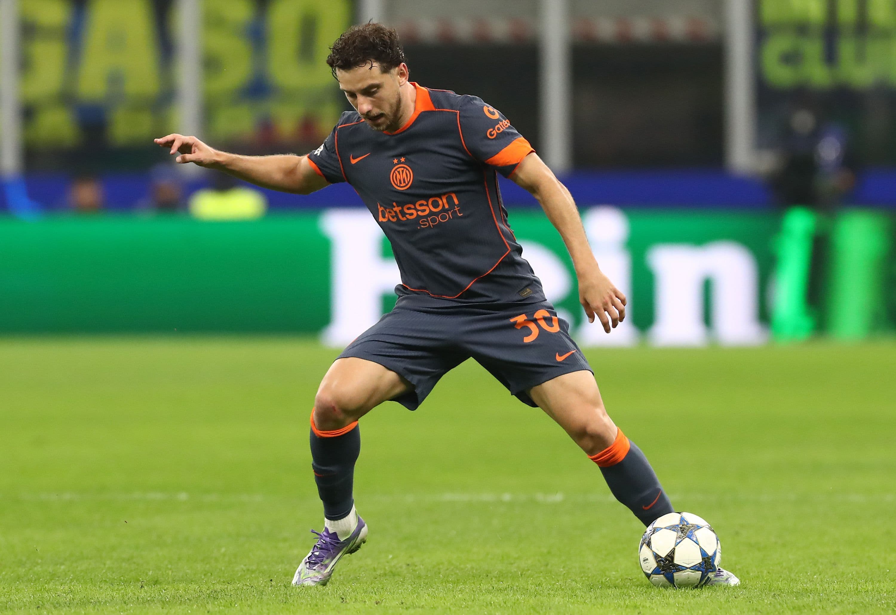 Inter Milan Reach Sticking Point In Contract Negotiations For Brazil Defender As Roma Register Interest