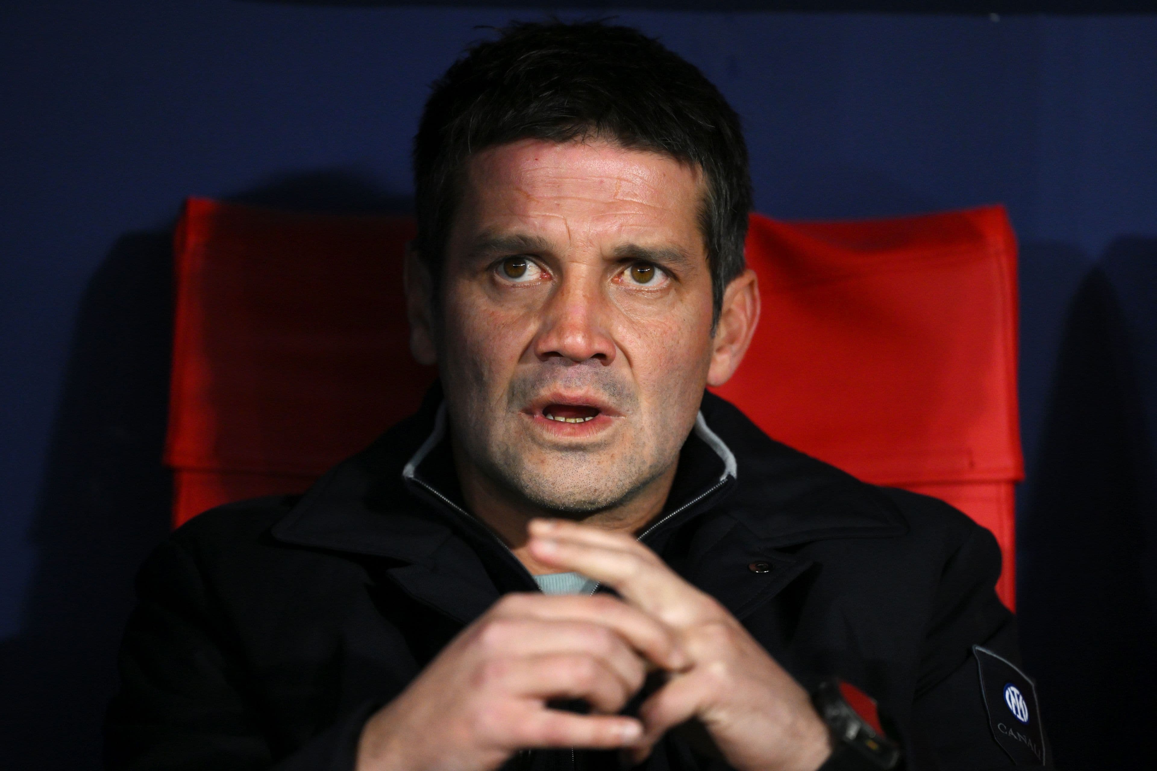 New Headline: Inter Milan's Manager Aspires to Win All Three Grand Titles