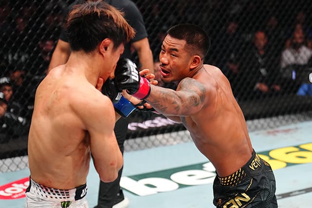 Joshua Van proud to have 'proof that I am a world champion' after title defense