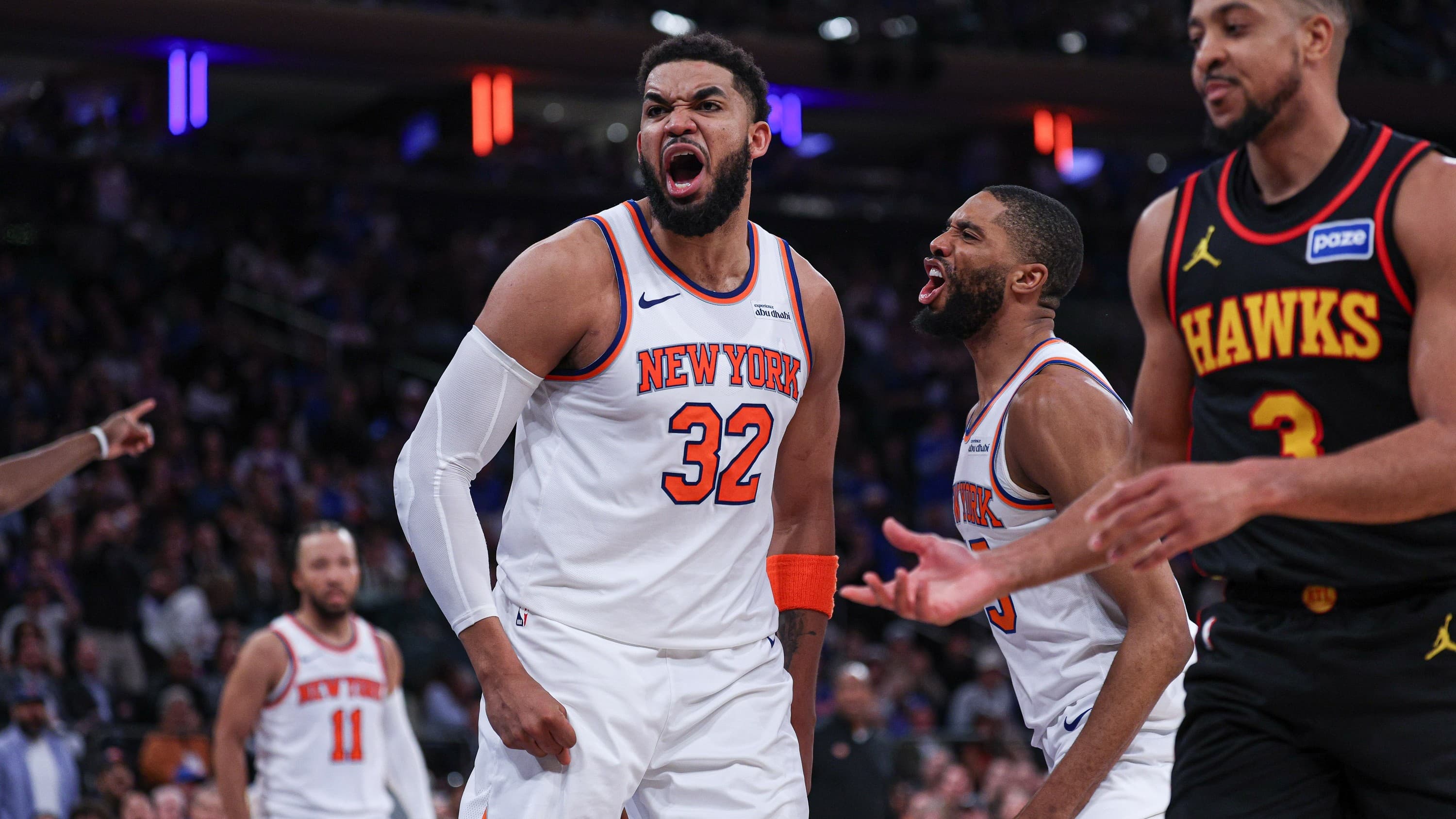Knicks Playoff Notes: Mike Brown passes first test; Jalen Brunson, Karl-Anthony Towns producing good results