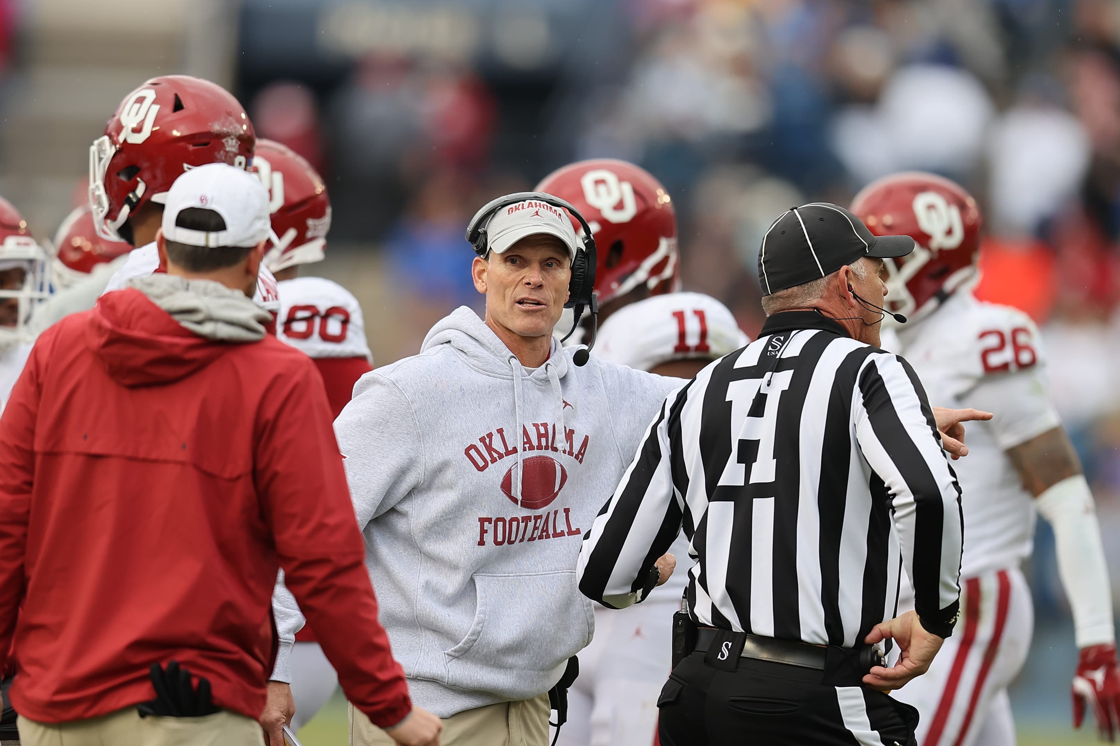 Where does Brent Venables rank among OU's longest-tenured coaches?