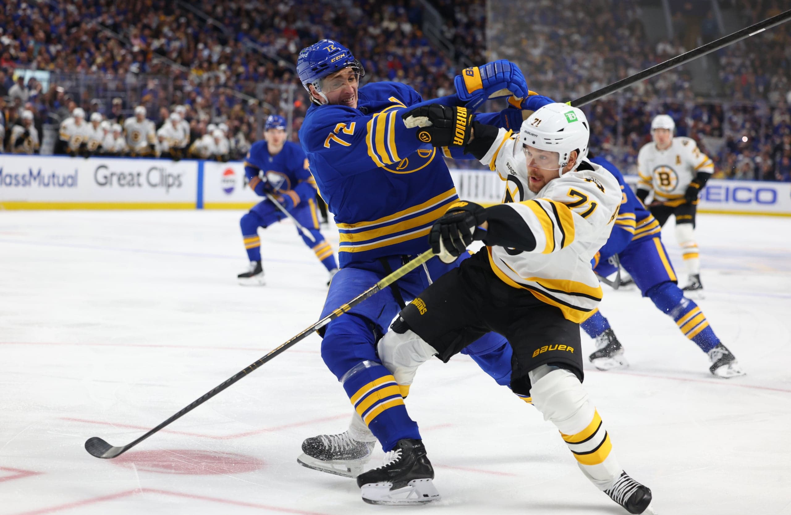 Late Sabres Push Not Enough, Bruins Win Fiesty Game 2