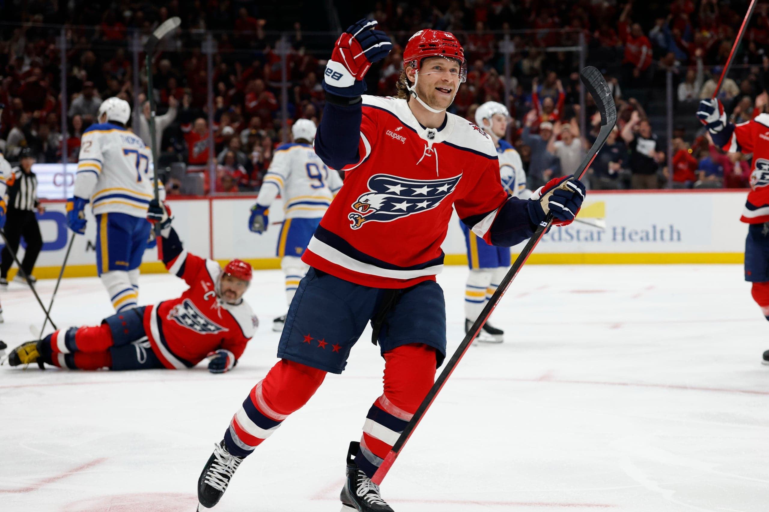 Capitals Report Card: Caps Crush Sabres to Keep Playoff Hopes Alive