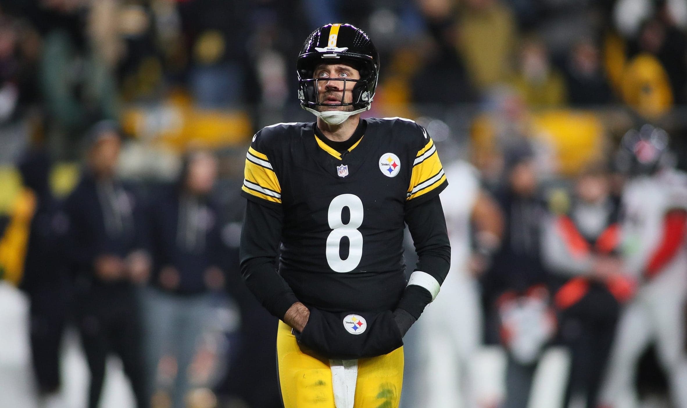 NFL Expert Floats Wild Reason Why Aaron Rodgers Waited Until Now to Re-Sign With Steelers