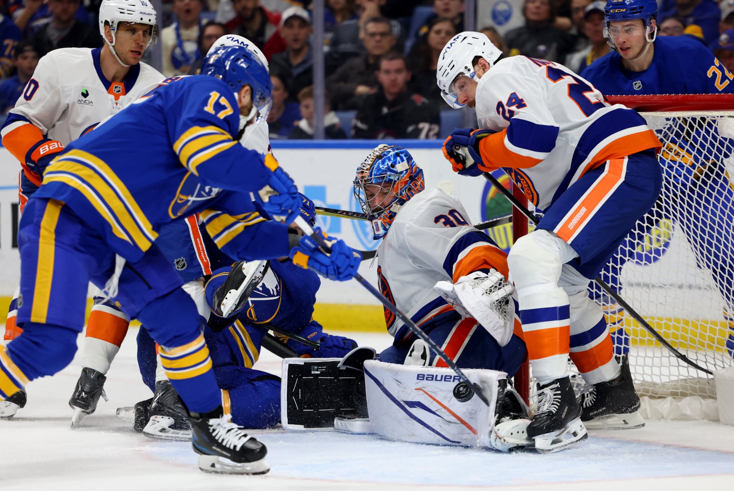 Islanders lose 4-3 to Sabres, fail to boost playoff hopes: Takeaways