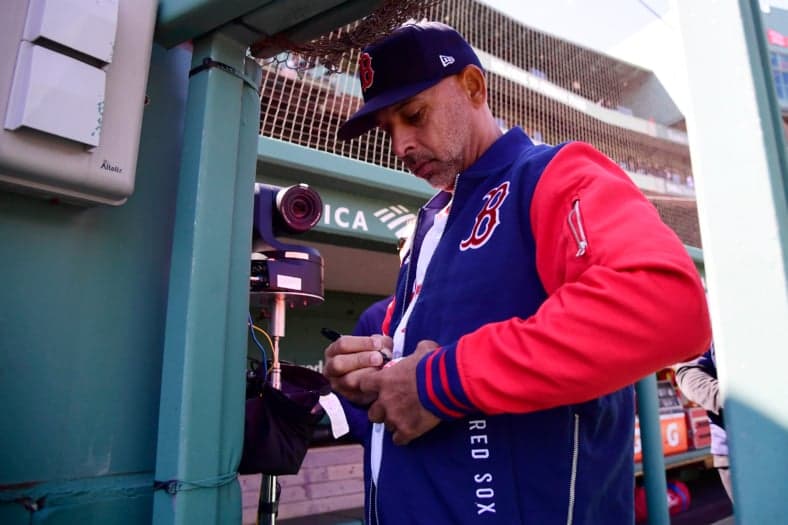 NY Mets Get Terrible News About Perfect Carlos Mendoza Replacement