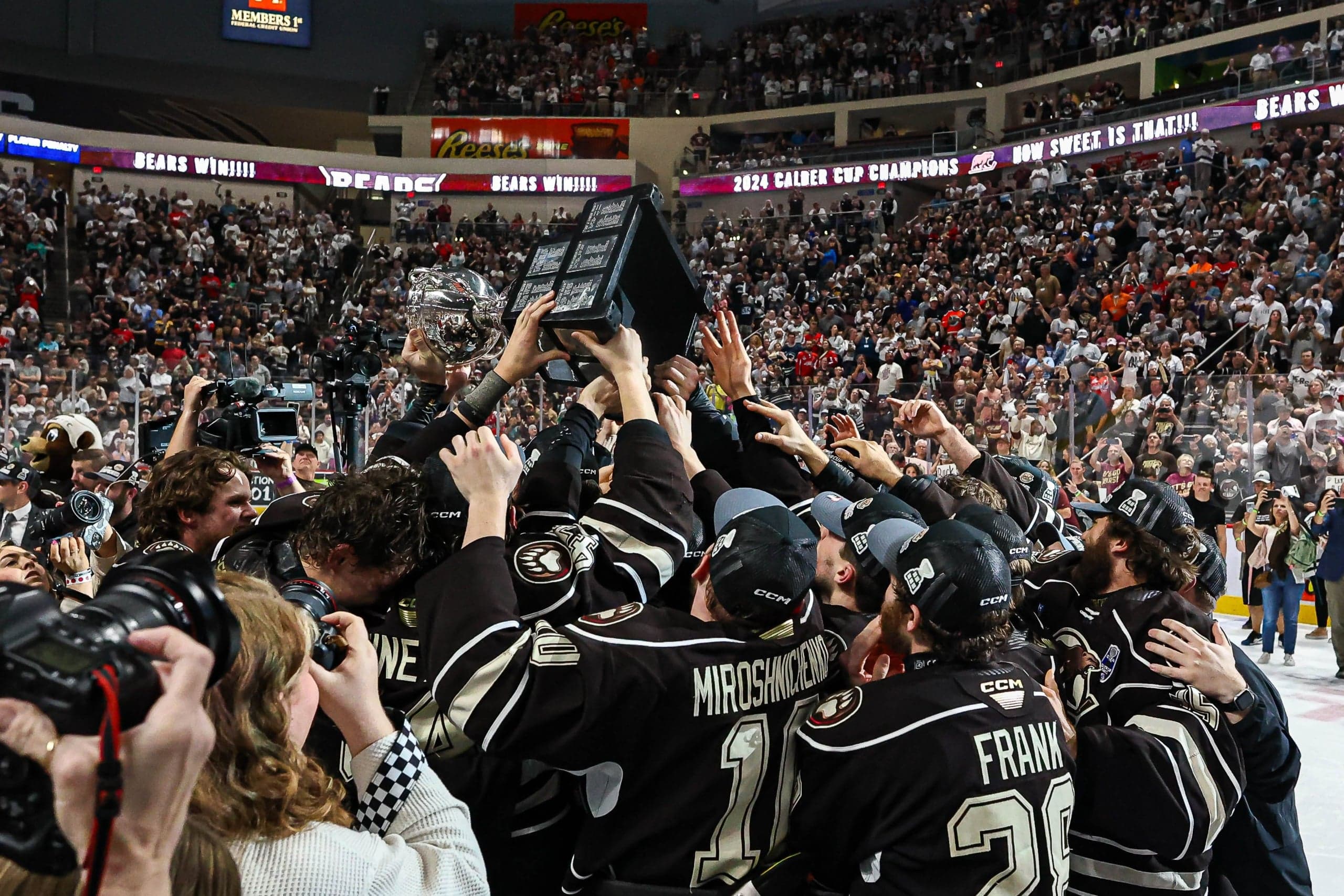 Young Capitals Help Hershey Clinch Spot in Calder Cup Playoffs