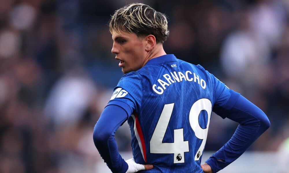 Chelsea open to selling Garnacho, Rosenior has reservations