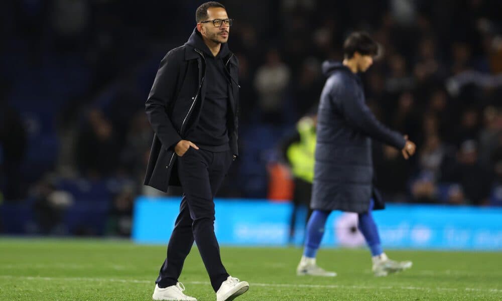 Gary Neville rips into “clueless” Chelsea owners after Liam Rosenior’s departure