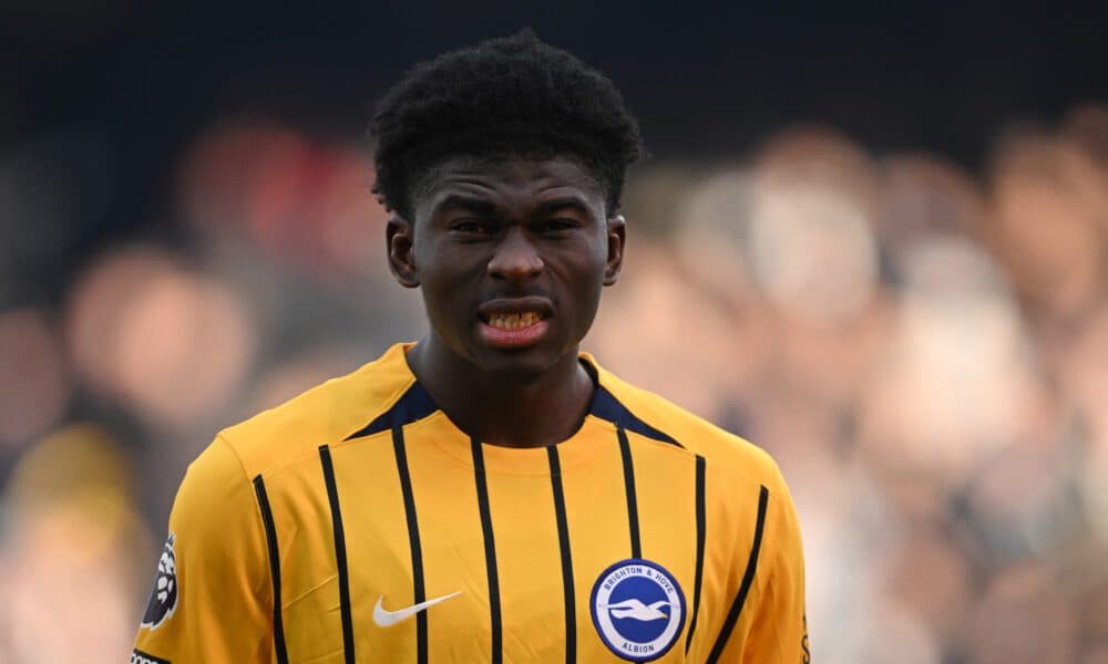 New Headline: "Manchester United Eyes Brighton's Baleba: Potential Transfer Moving Closer