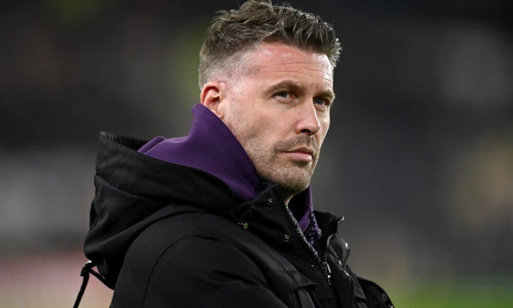 Golden XI vs. Dove Stars: Head-to-Head at Old Trafford!