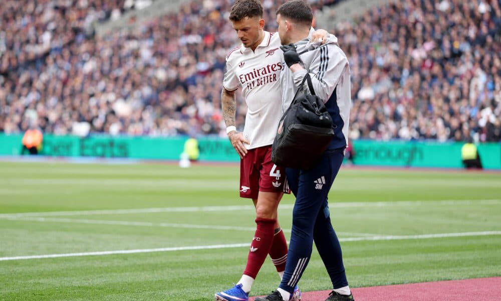 Arsenal star Ben White left London Stadium with a brace on his right knee after win over West Ham United
